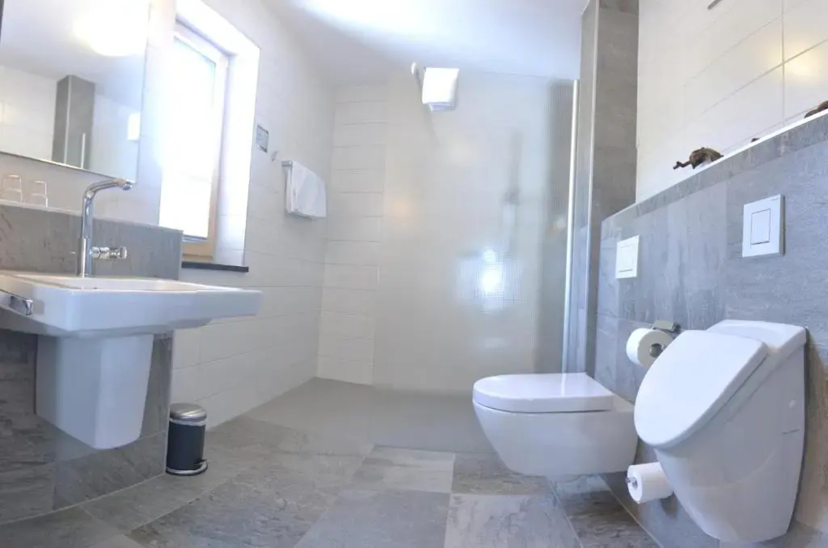 Weinhaus am Schieferfels