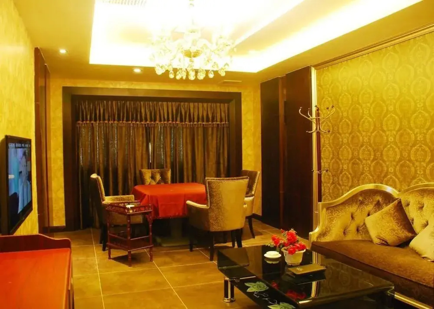 Mingcheng Fangzhou Hotel