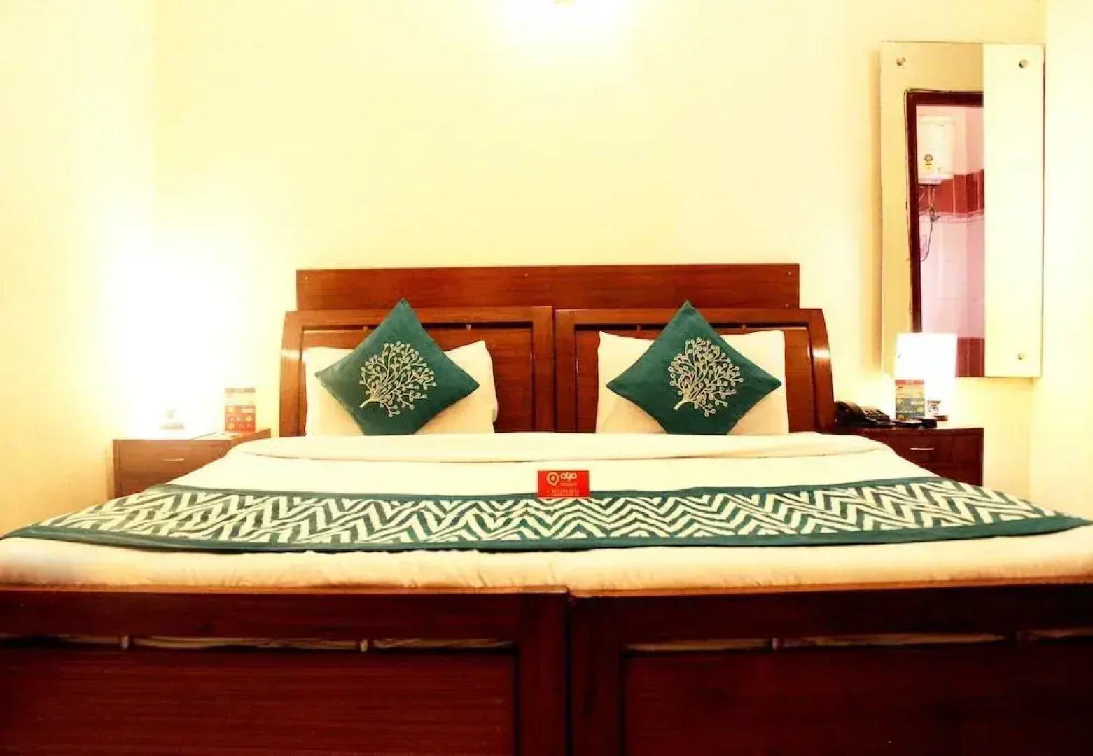 OYO 305 Hotel Rajdeep Palace