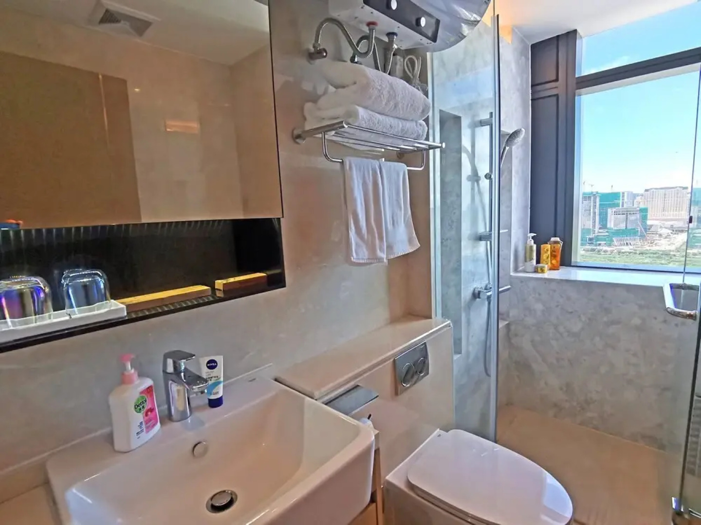 Interact China Fine Condo - Hengqin Port