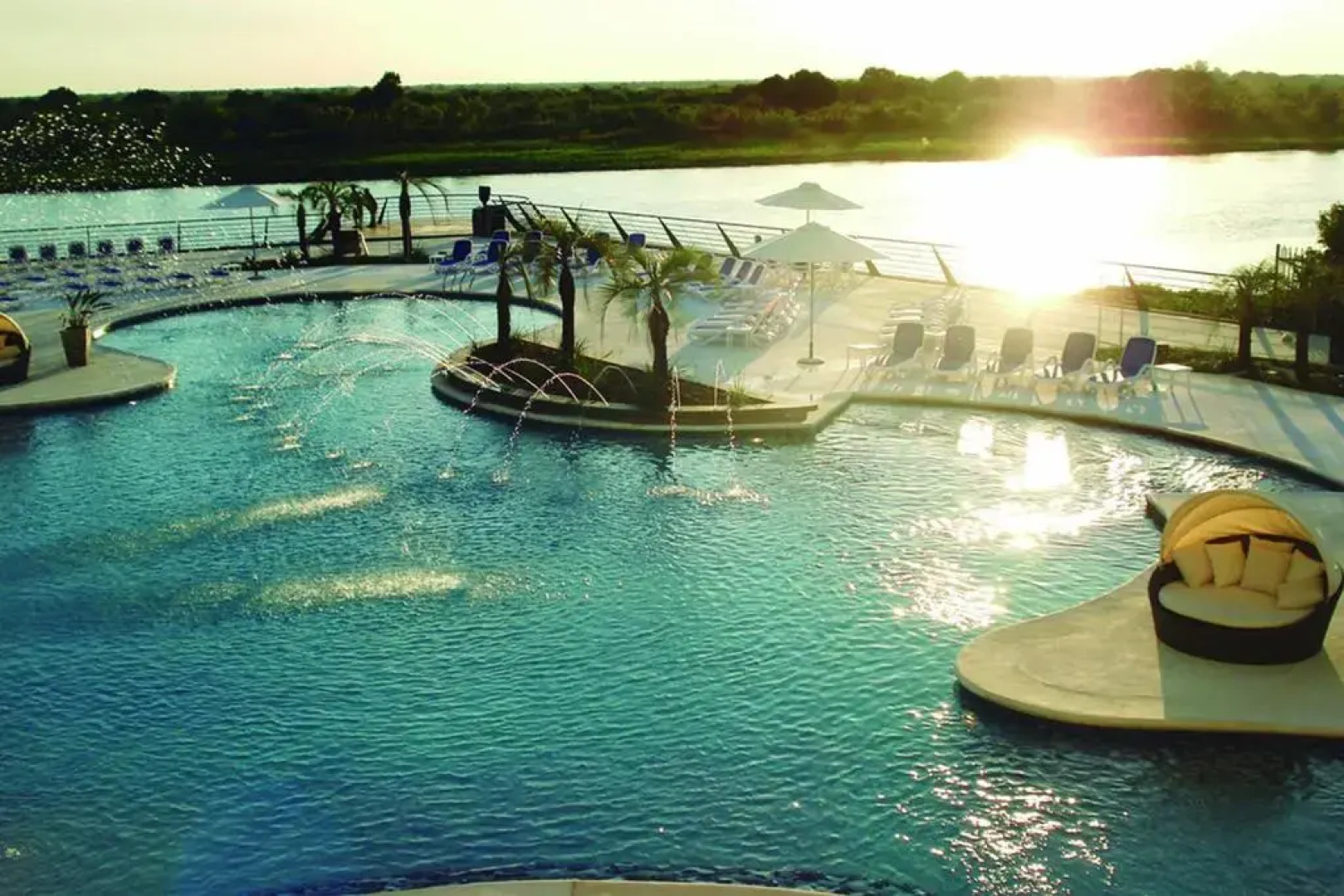 Yacht & Golf Club Paraguayo, a Tribute Portfolio Resort