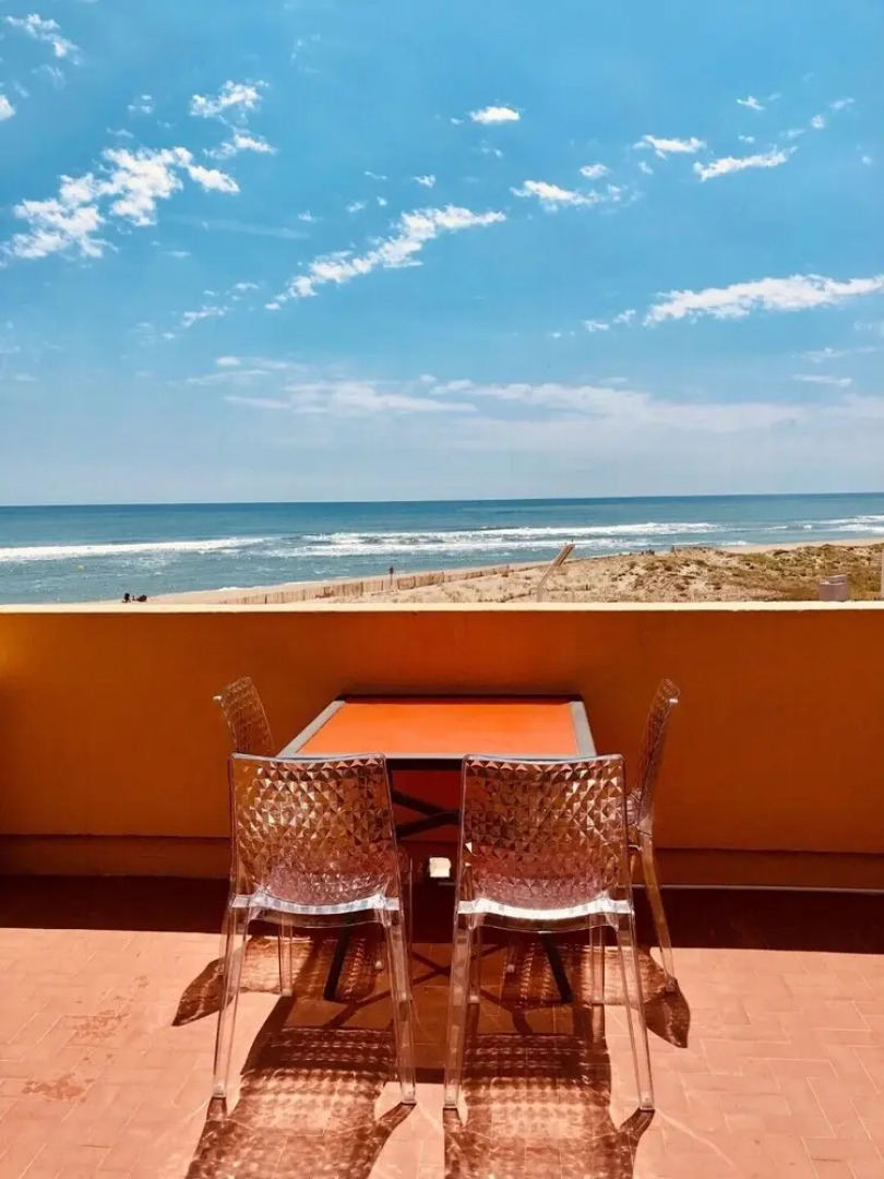 Magnifique T2 piscine mer wifi clim parking