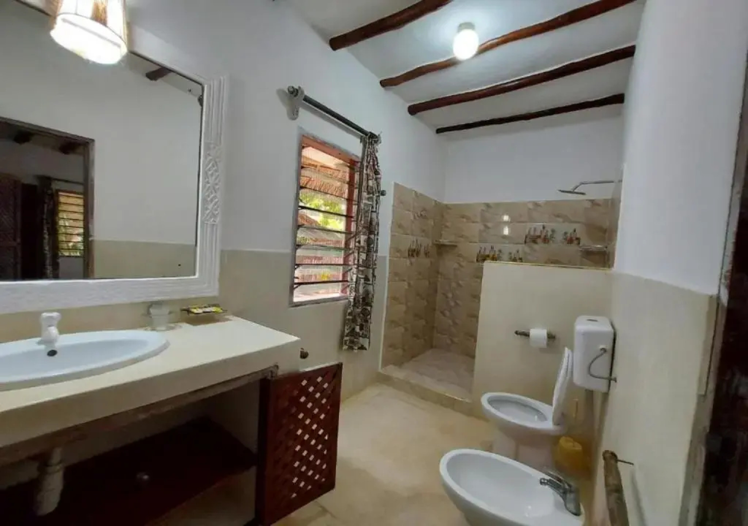 Marine Holiday House