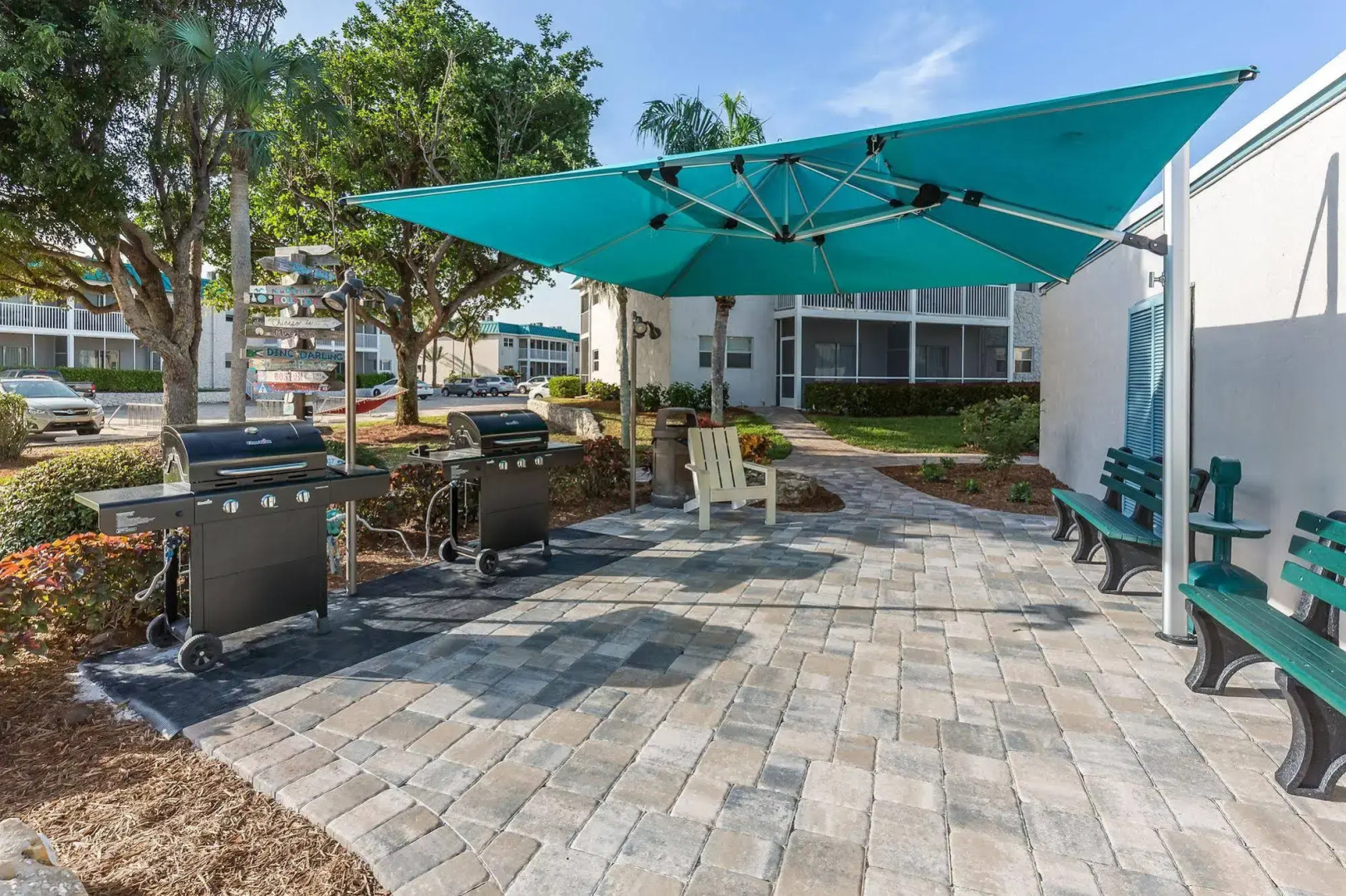 Sanibel Arms West Condominiums