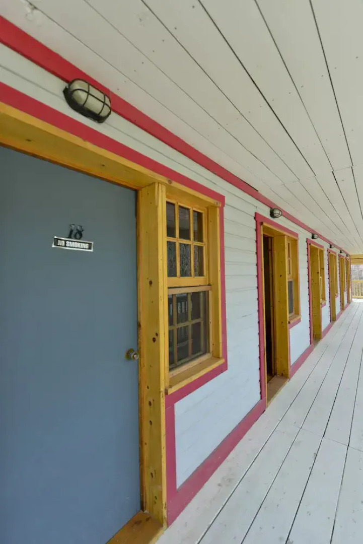 Bombay Peggy's Victorian Inn