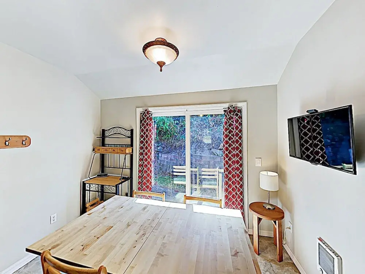 15450 Rockaway Beach - 2 Br Home