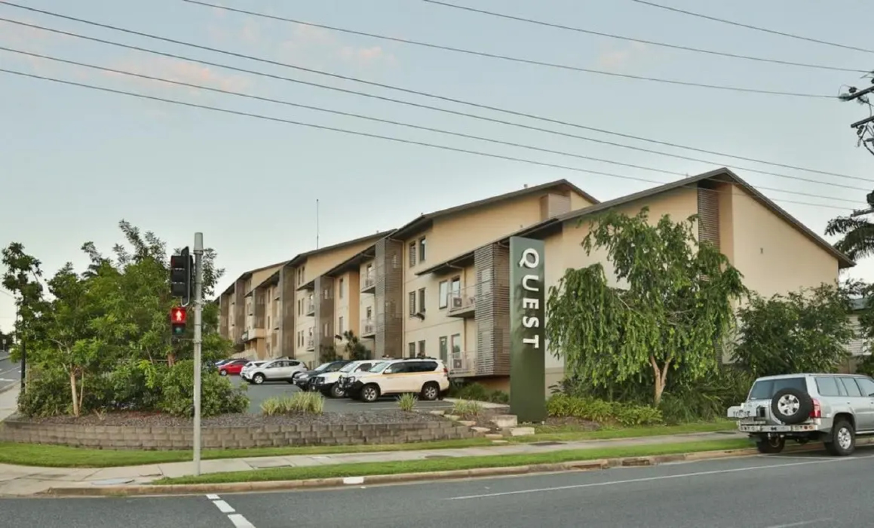 Gladstone Downtown Central Apartment Hotel
