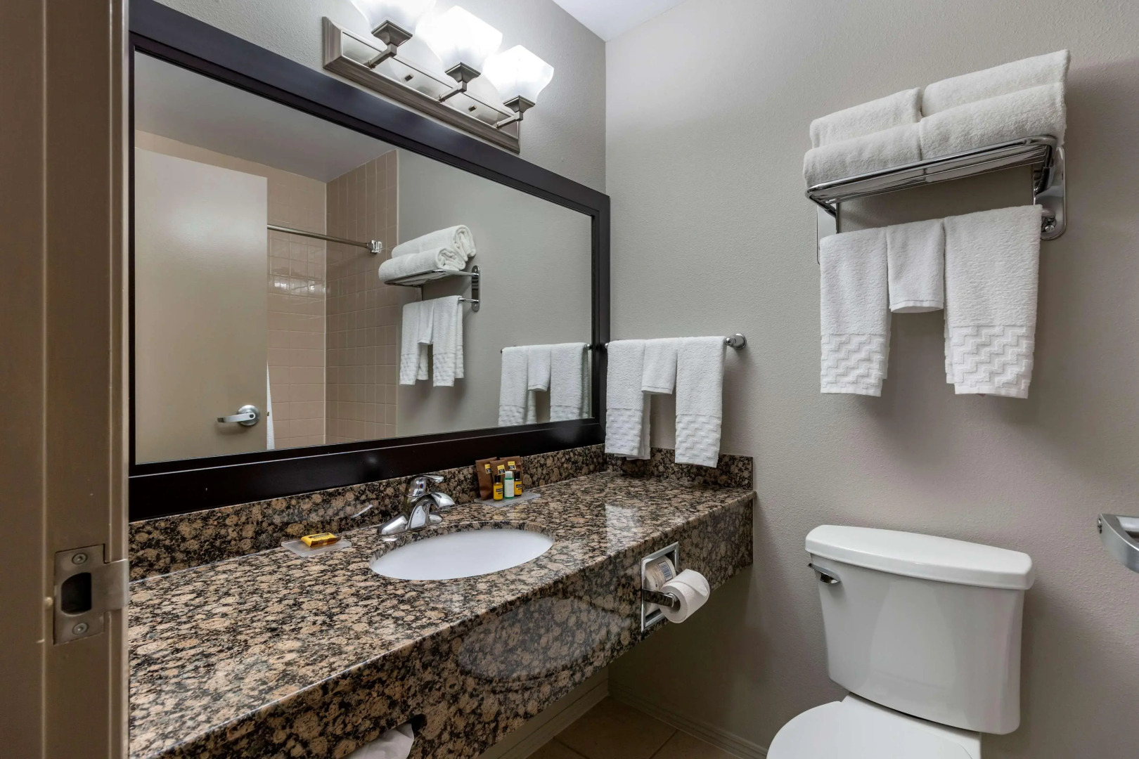 Best Western Plus Pembina Inn & Suites