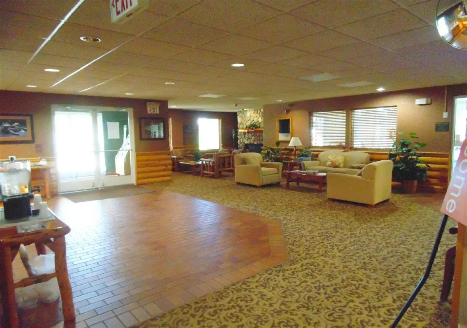 American Inn and Suites Houghton Lake