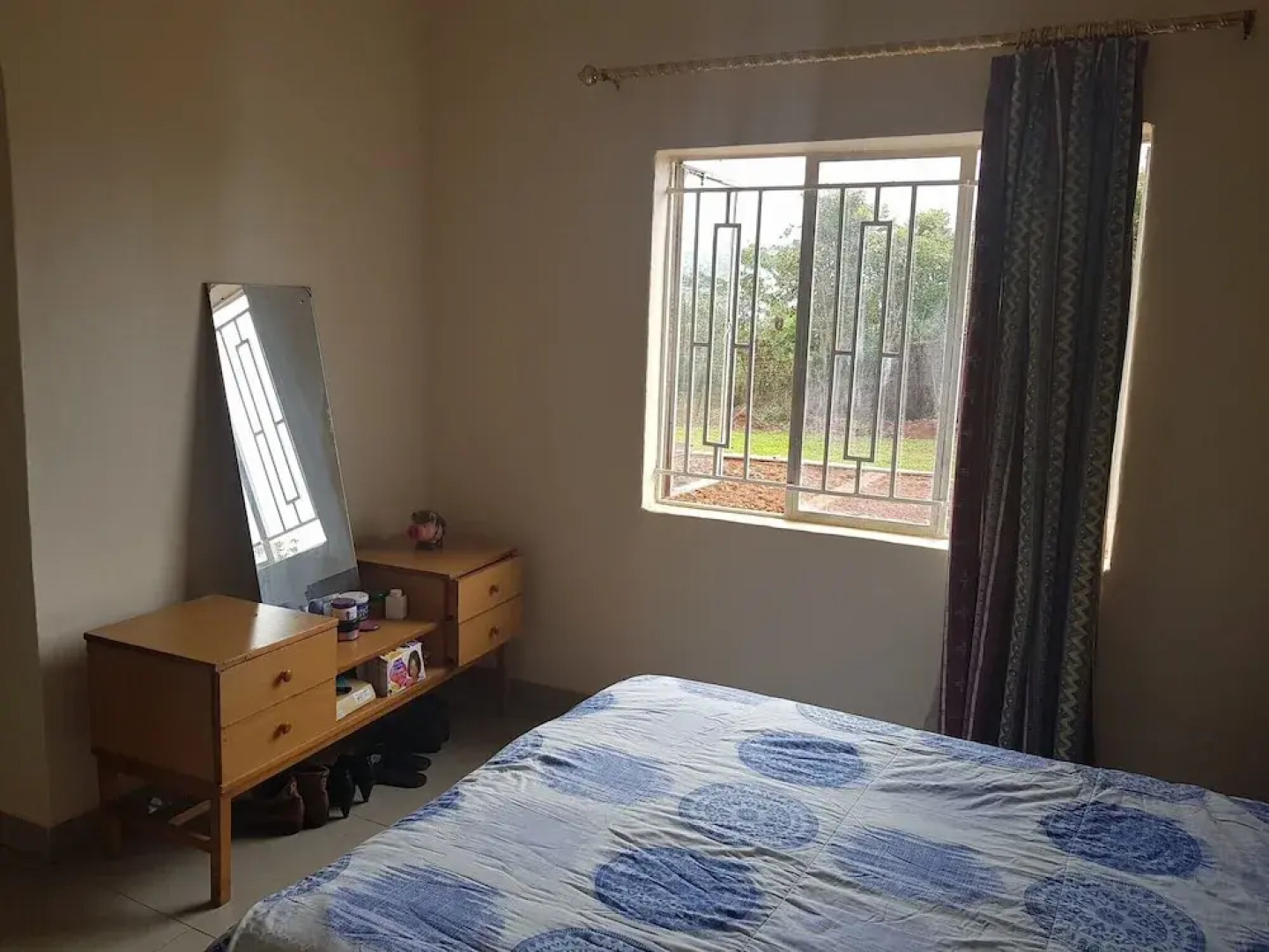 Rayoni Guesthouse B&B