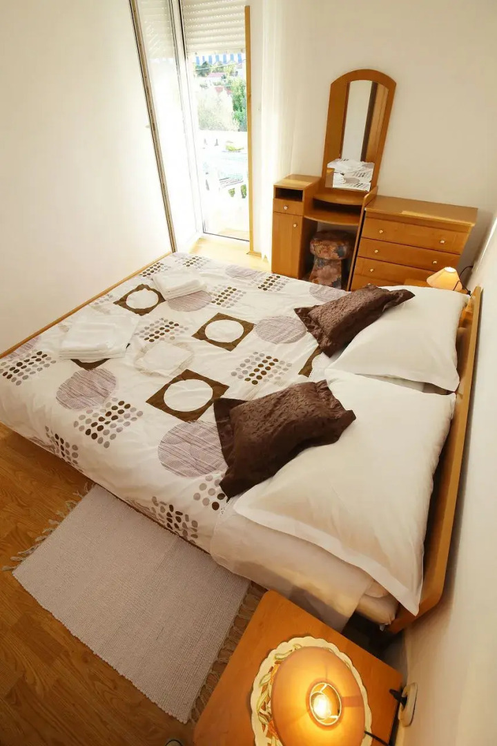 Apartment Vera - 150 m from sea: A1 Sukosan, Zadar riviera