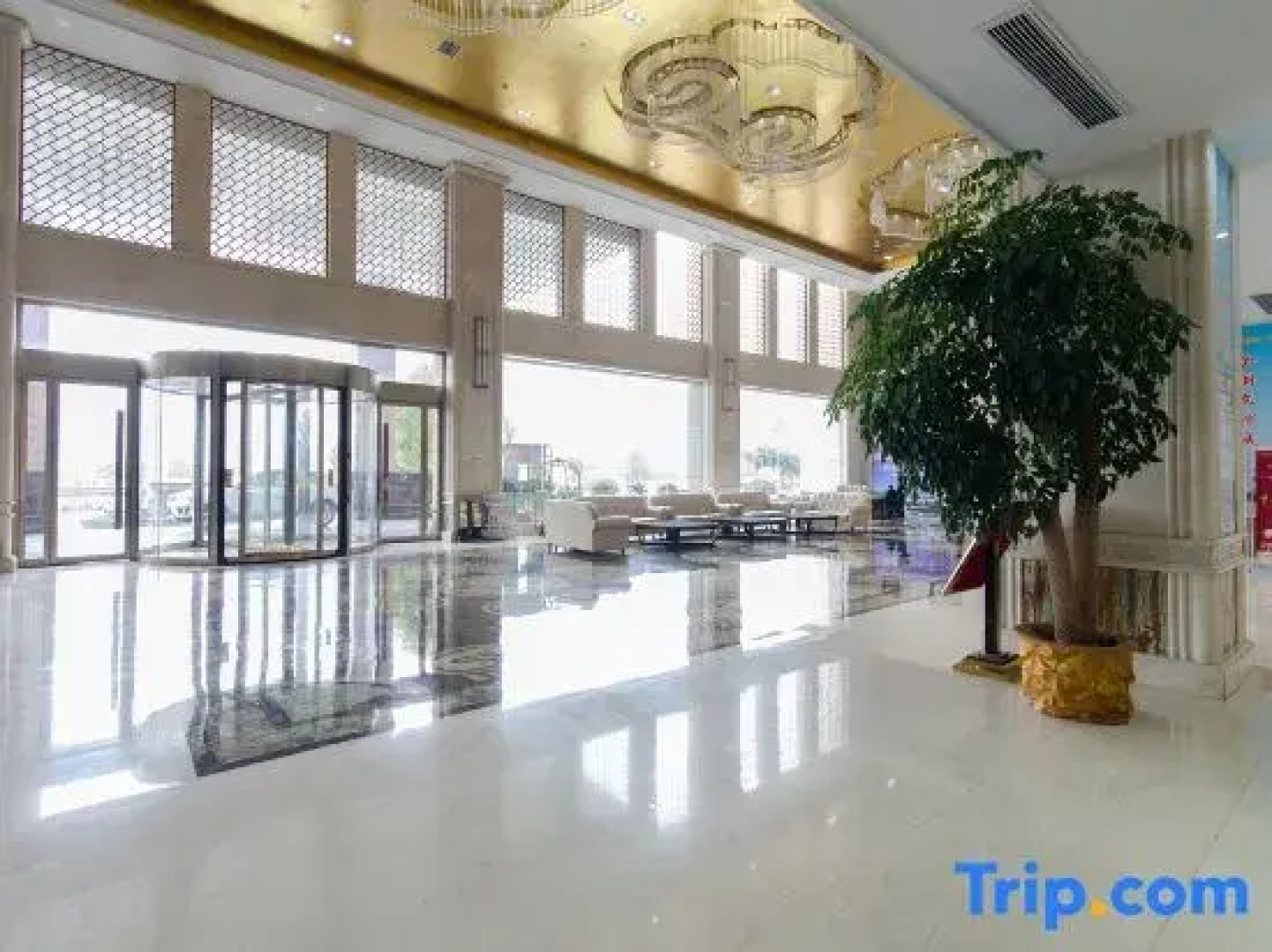 Zhushan International Hotel