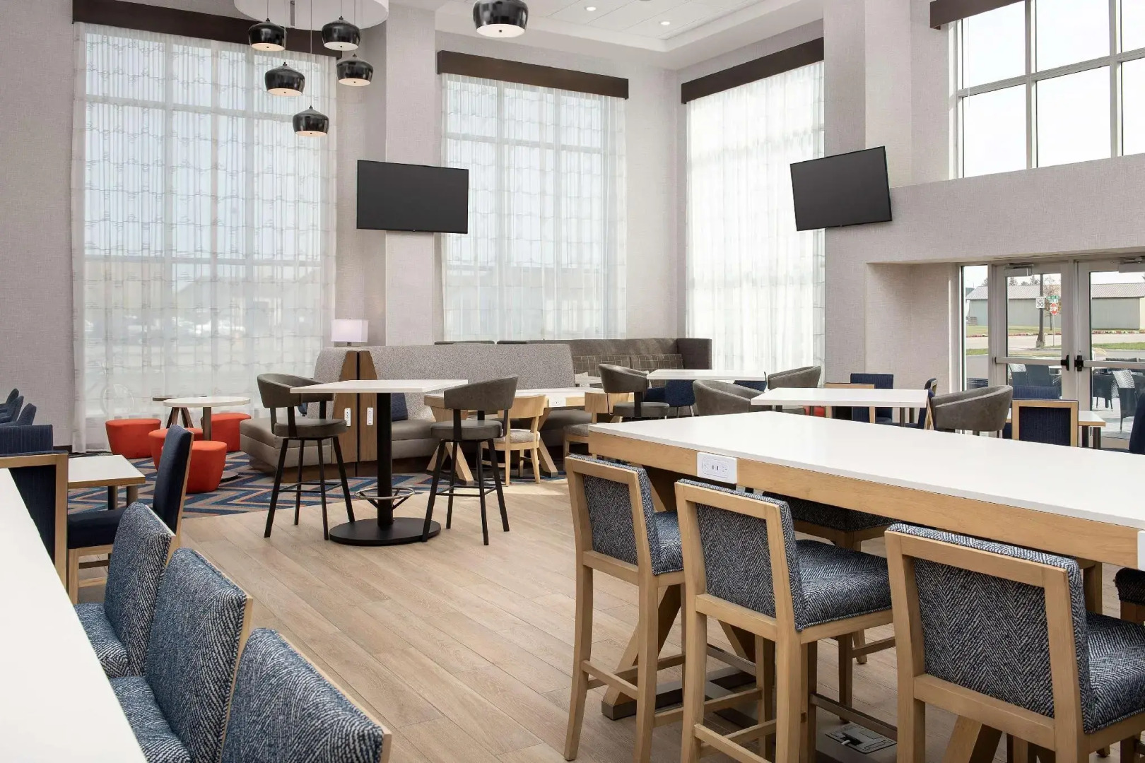 Hampton Inn Warroad, MN