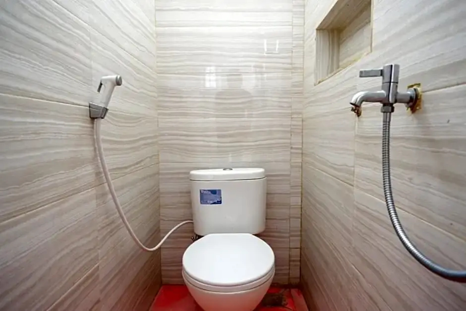 RedDoorz near Lippo Plaza Kendari