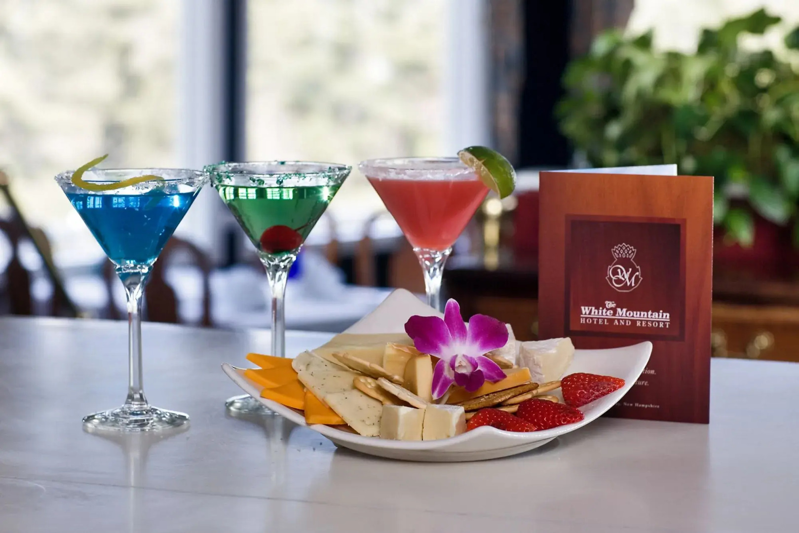 The White Mountain Hotel & Resort