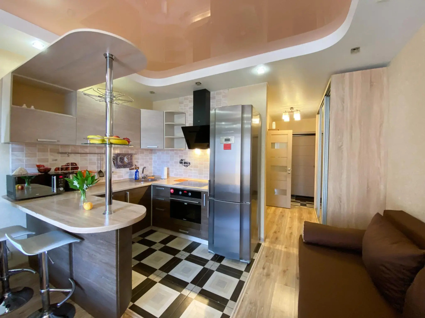 Уют Home (Хоум) на улице Дмитрия Михайлова 1-48