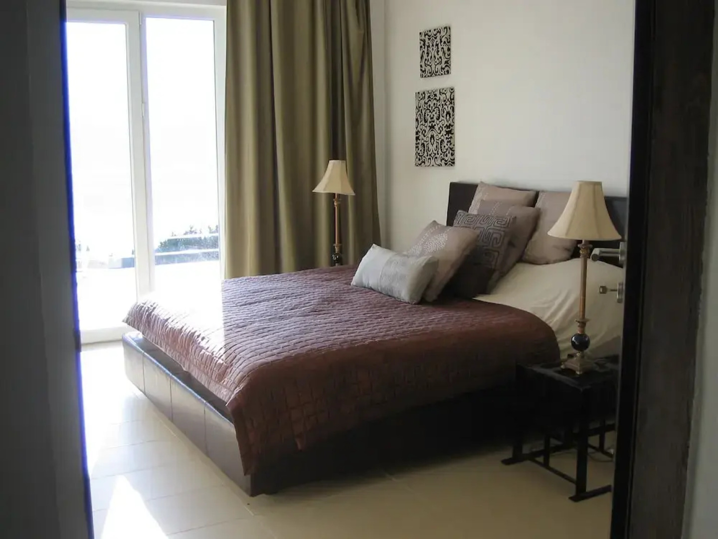 Remarkable 4-bed Villa in Denovici