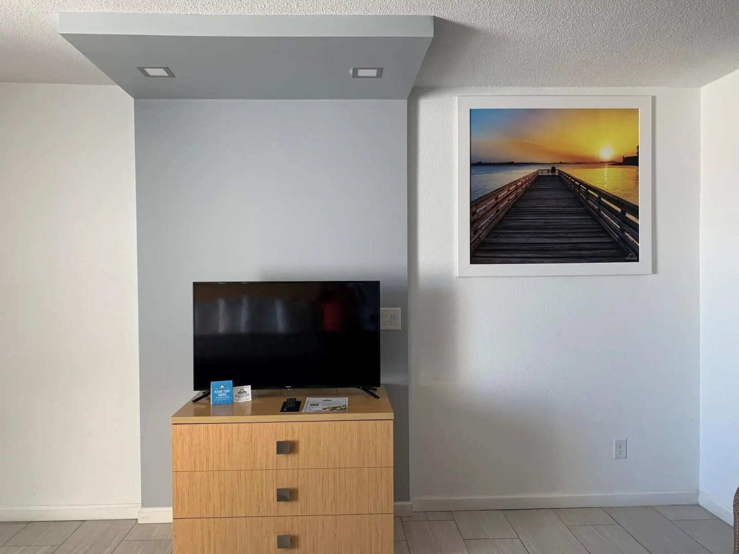 Arya Blu Inn & Suites