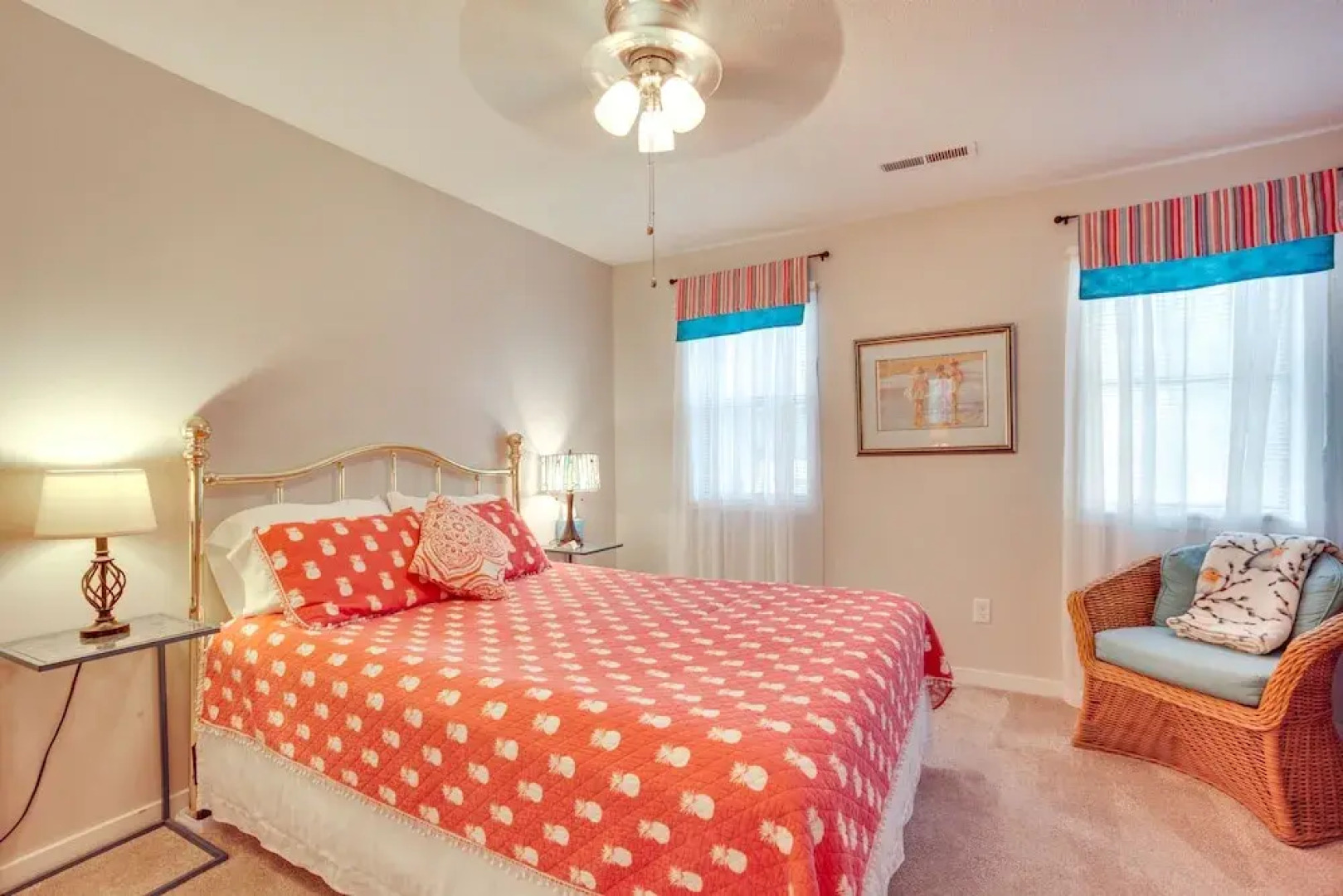 Beaufort Home w/ Patio 3 Mi to Downtown!