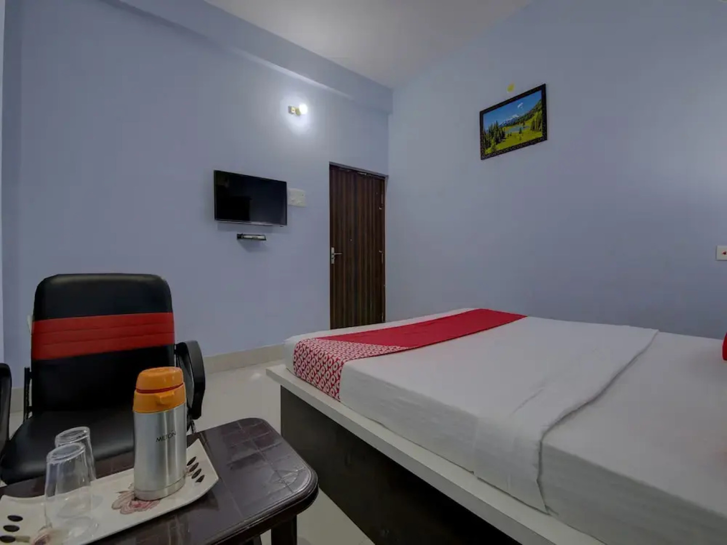 OYO 18839 Dhanraj Residency