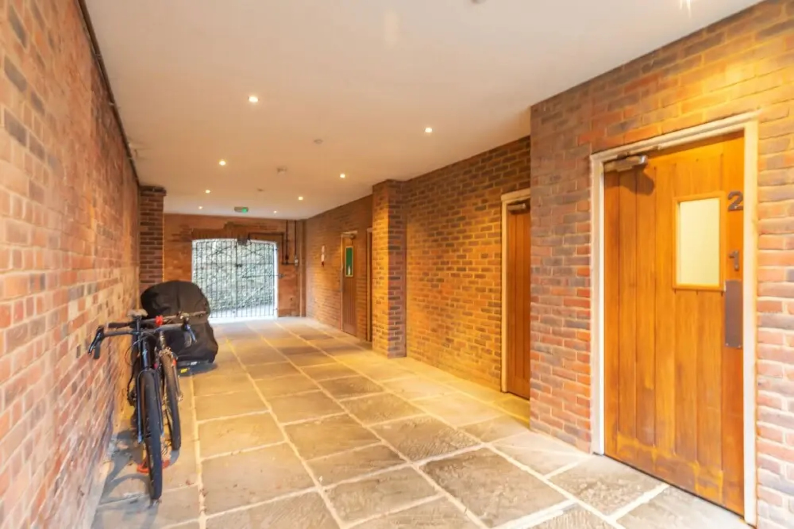 Chalk Cliff panoramic view apartment