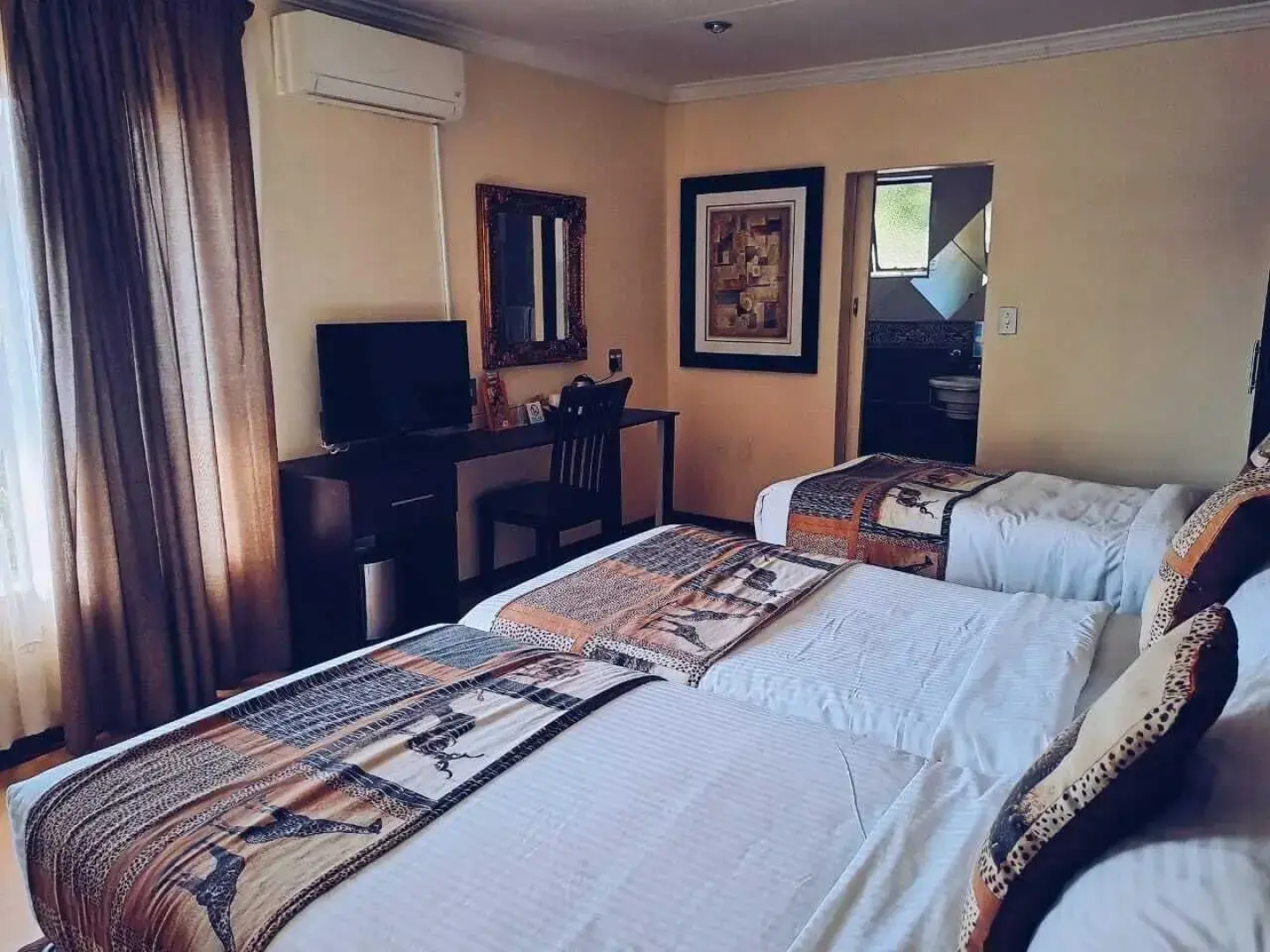 Ecotel Premier Lodge & Conference Centre