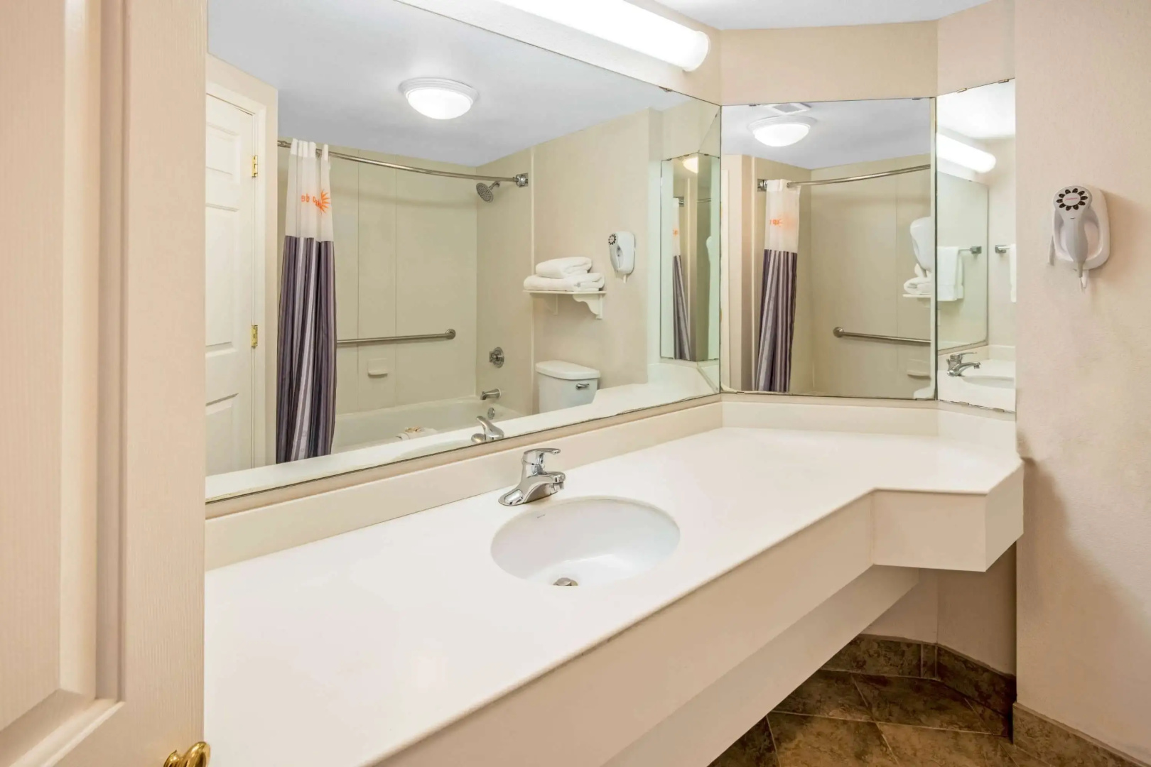 La Quinta Inn & Suites Sherman Denison
