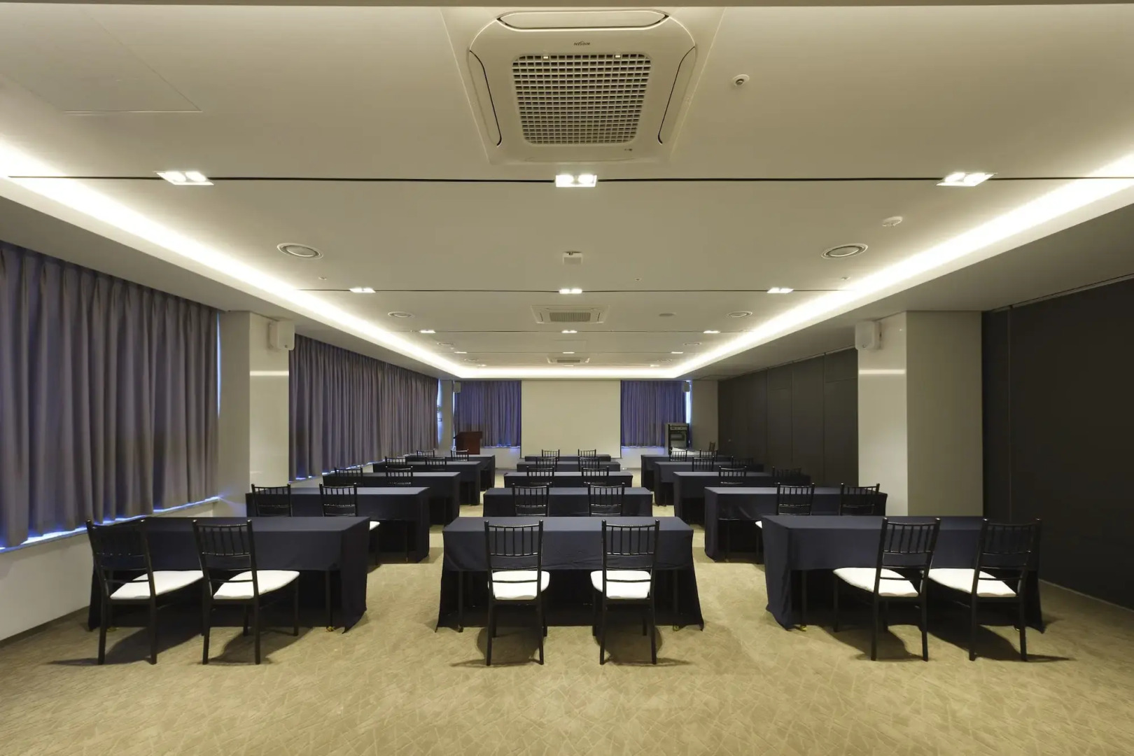 Yeosu Venezia Hotel & Suite