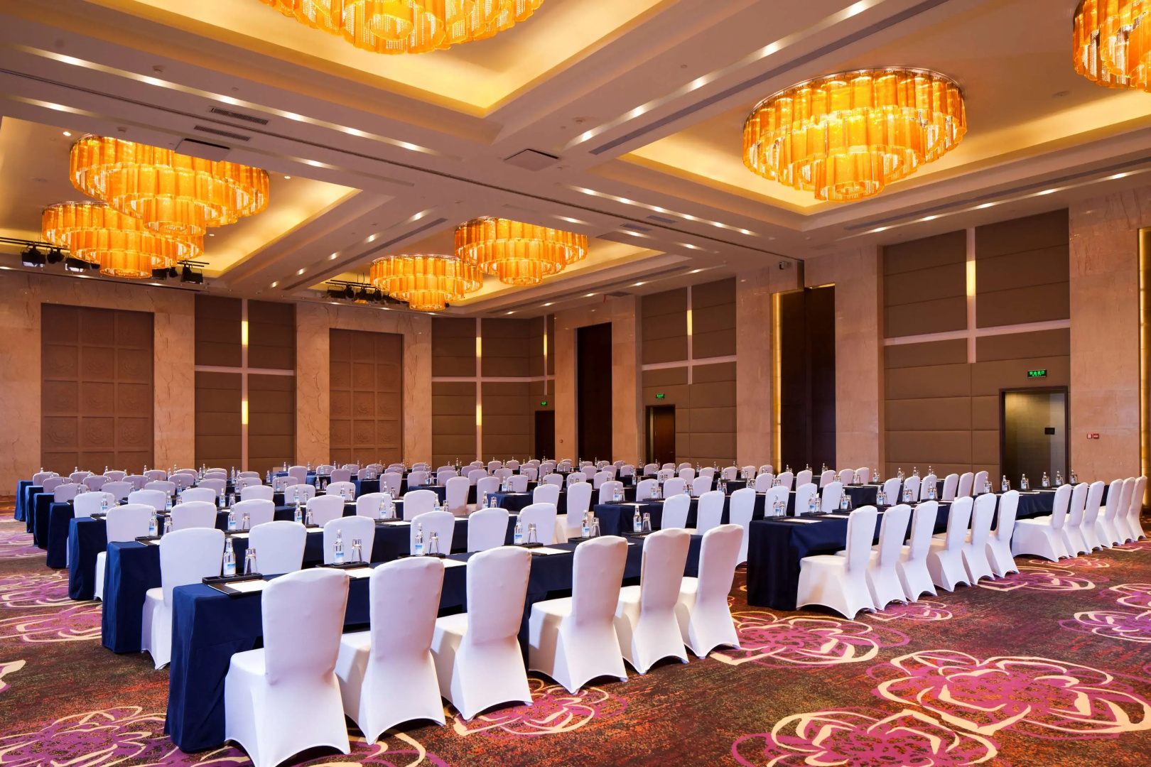 DoubleTree by Hilton Hotel Shenyang