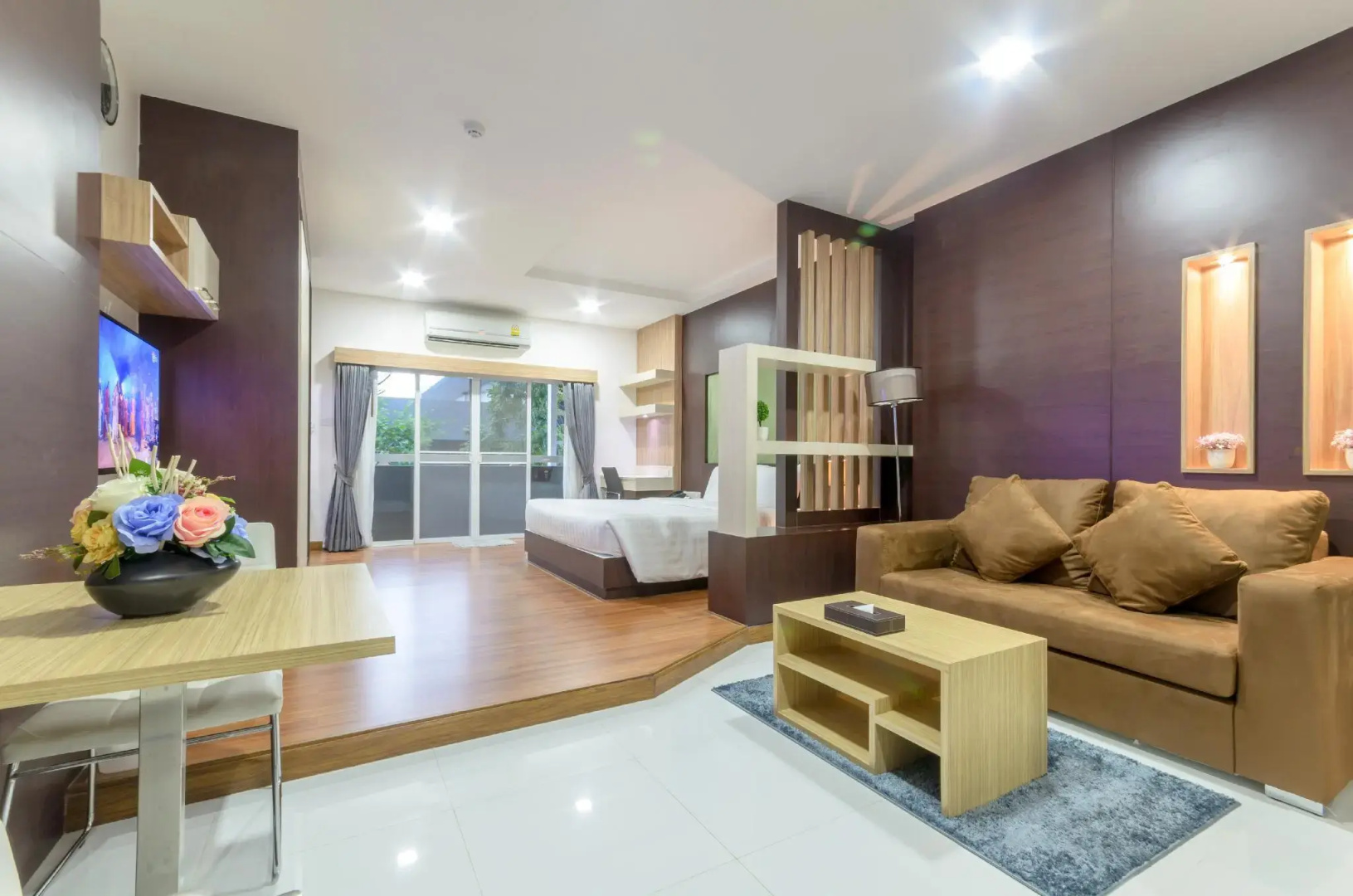 Eastpana Hotel