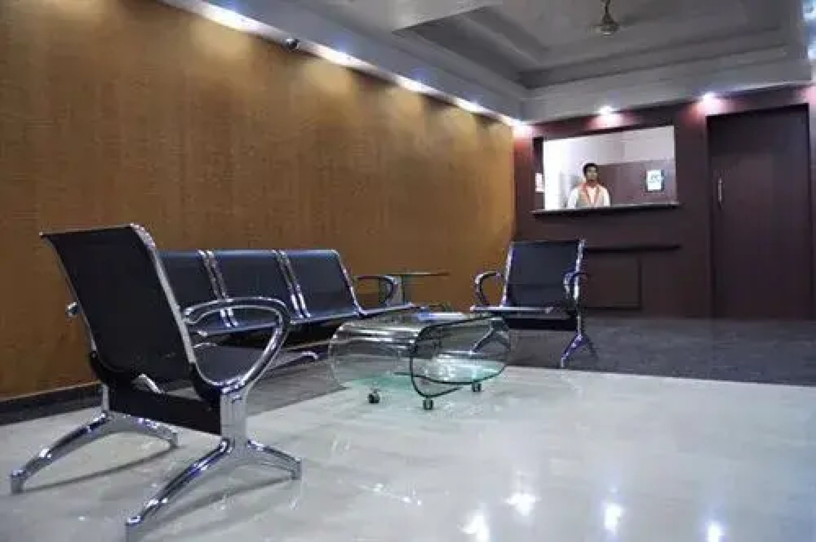 OYO 19672 Hotel Century Executive