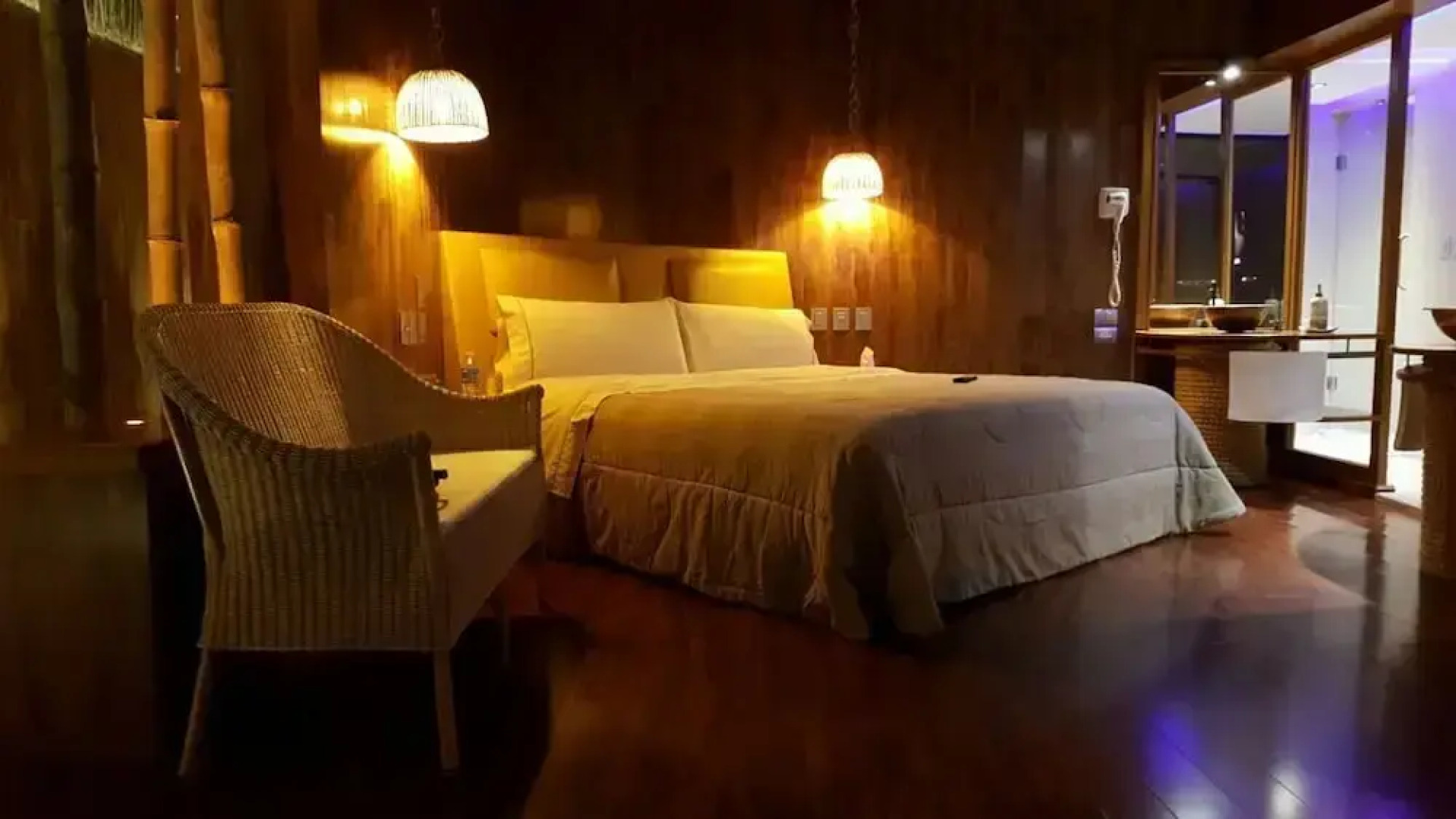 Thai Lagoon Select Motel