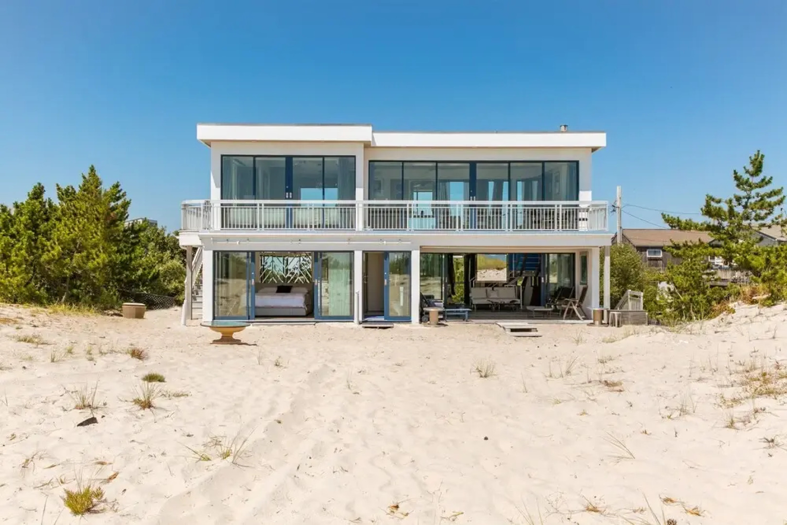 Breathtaking 2 Bedroom Westhampton Beach House Apts