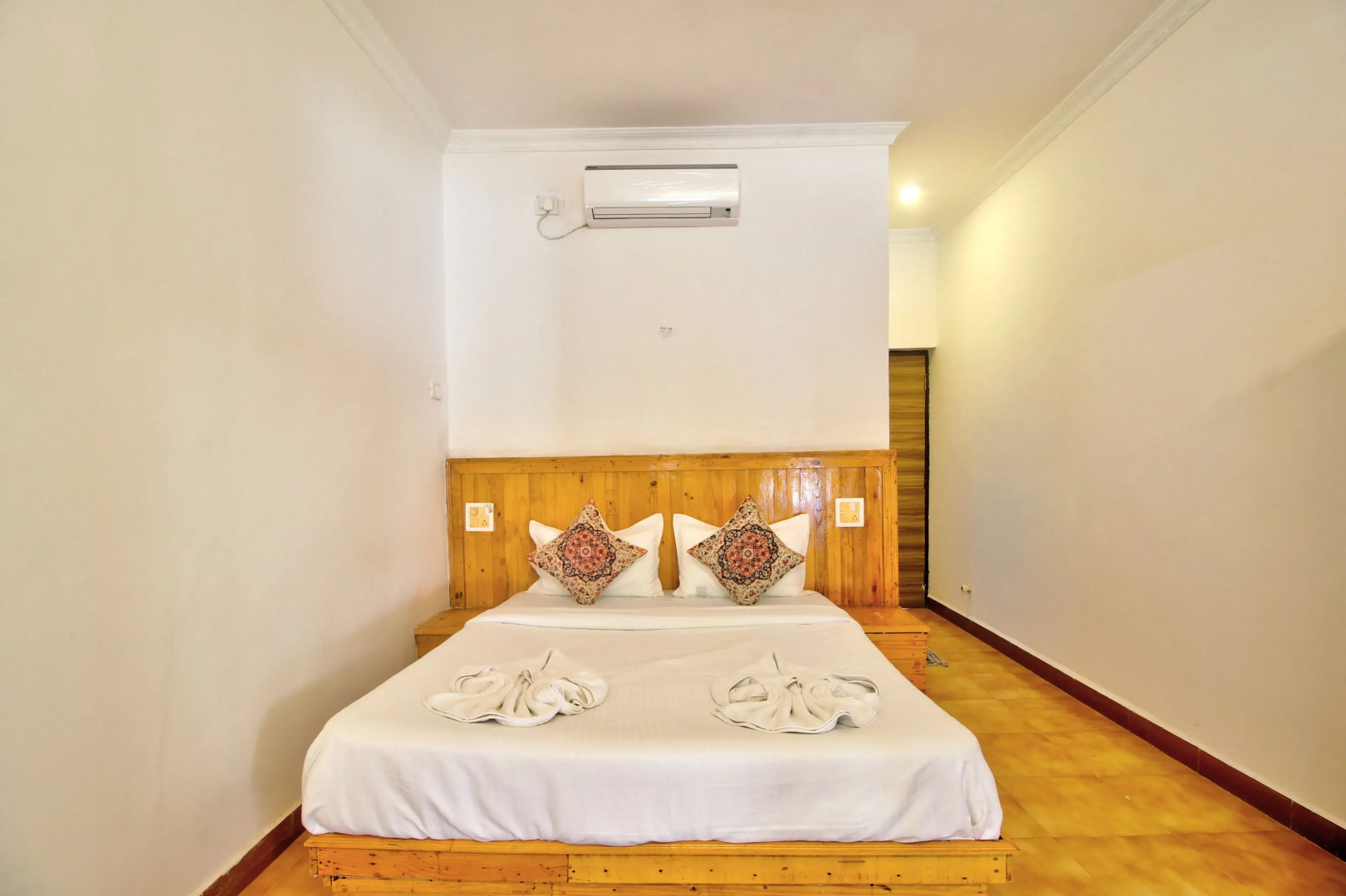 Hotel Pleasure Inn near Turtle Beach- Morjim