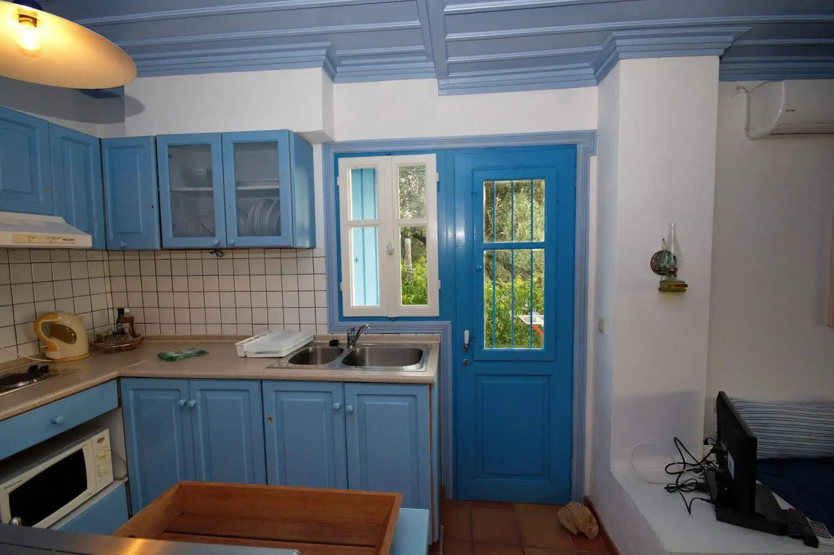 Limani Cottage