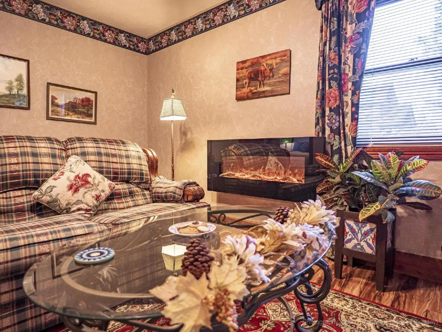 Cliff Cottage Inn - Victorian B&B and Boutique Hotel