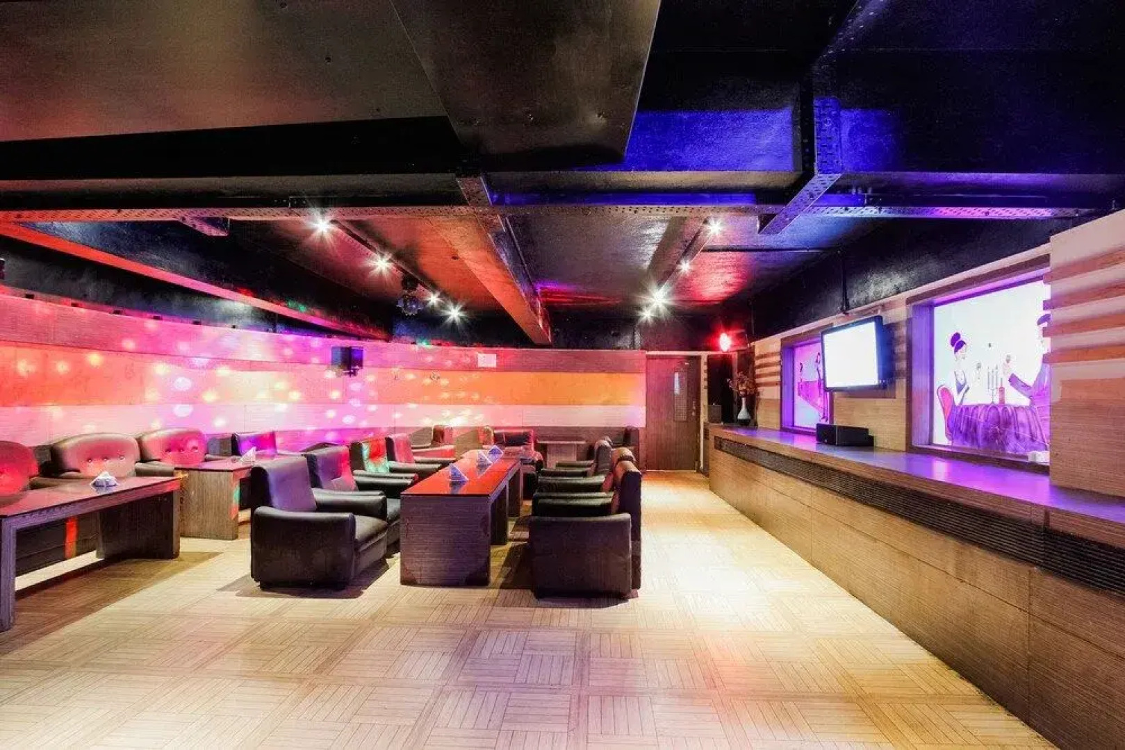 Capital O 61144 Hotel Raj