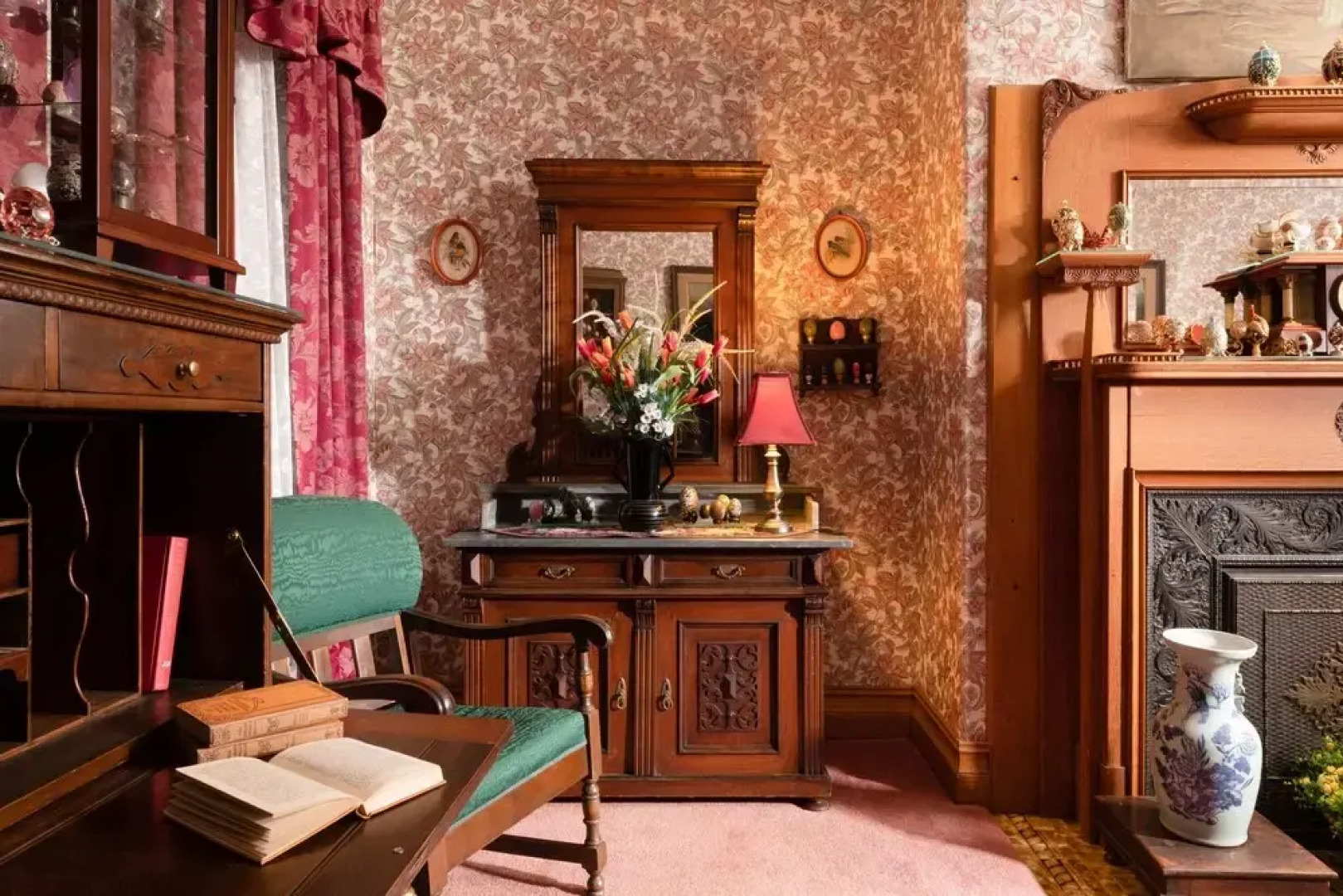 The Dempsey Manor Bed & Breakfast Inn