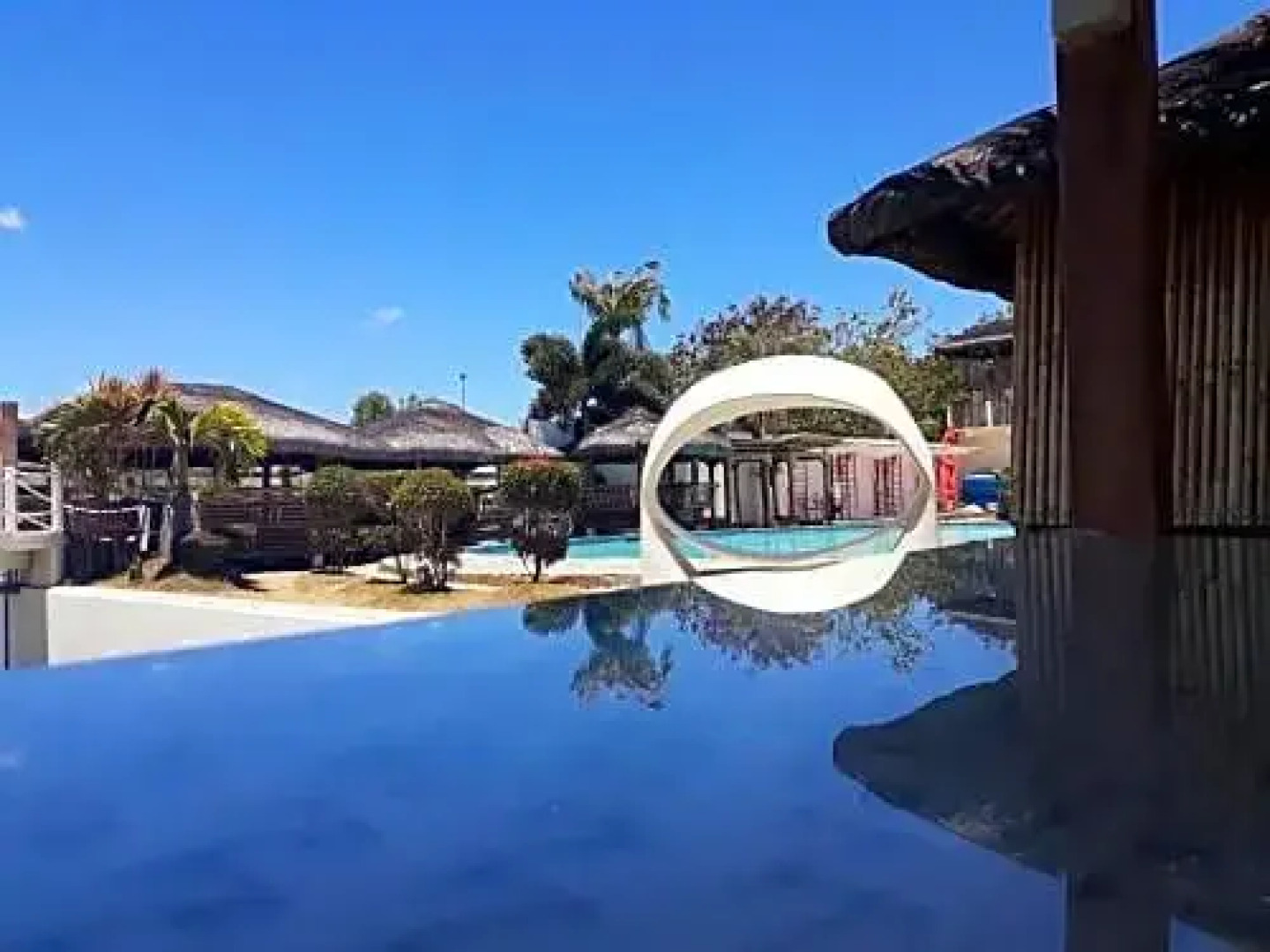 7-AR Golden Beach Resort