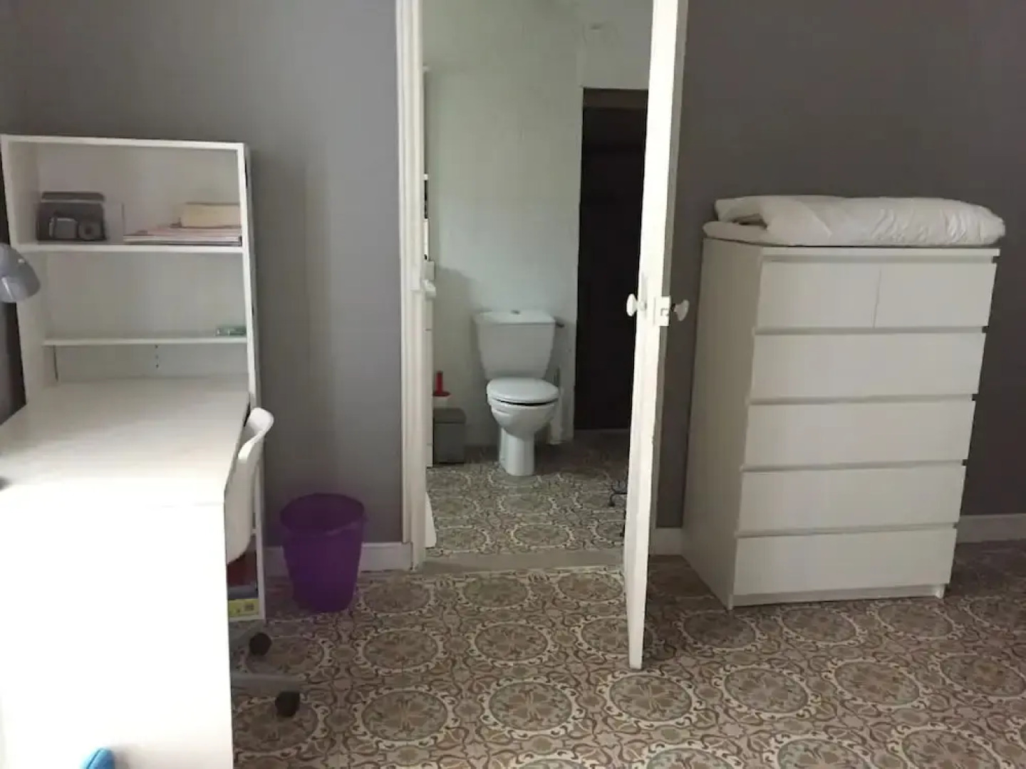 Serene Holiday Home in Domazan With Private Swimming Pool