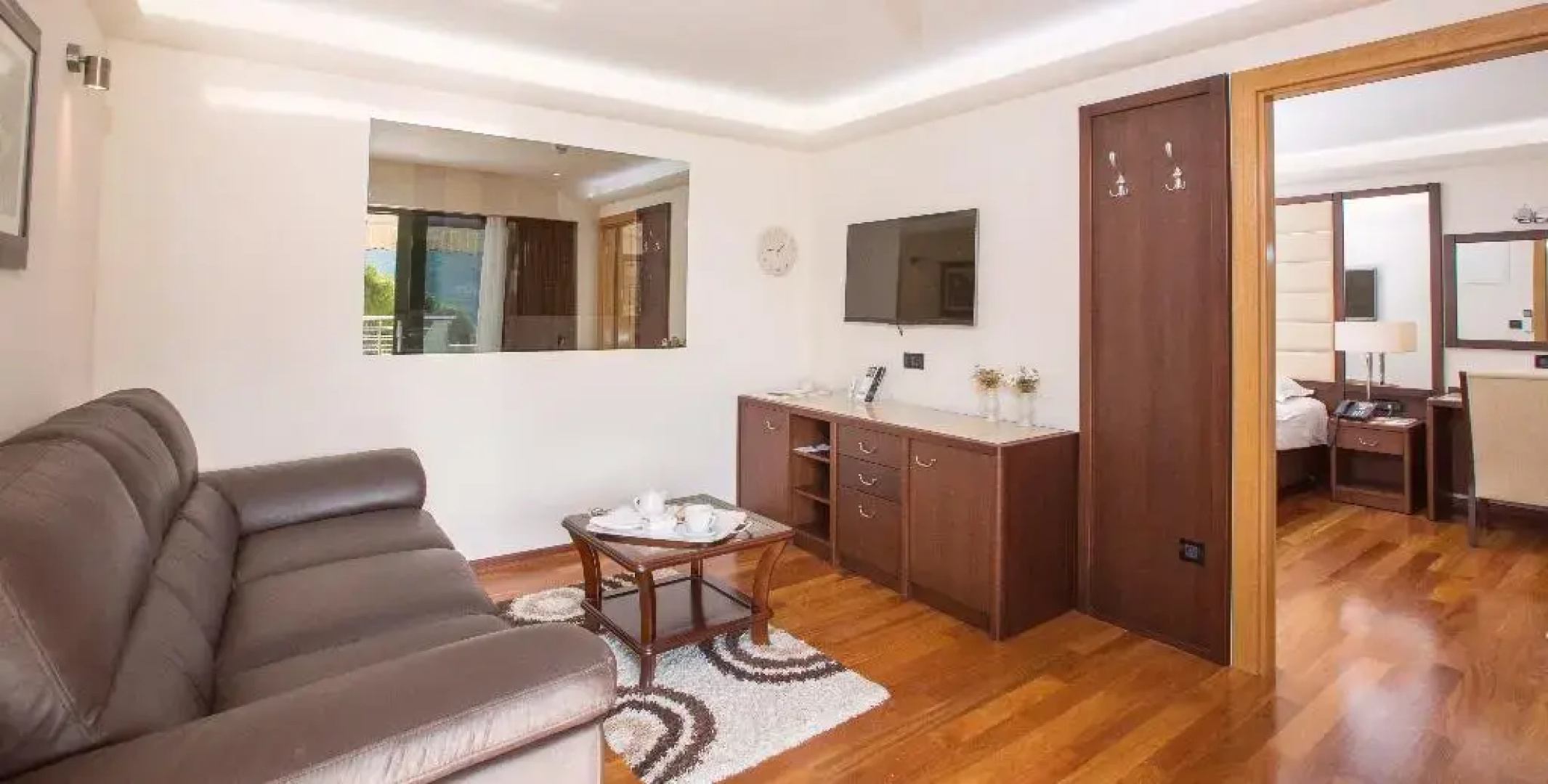 Hotel More