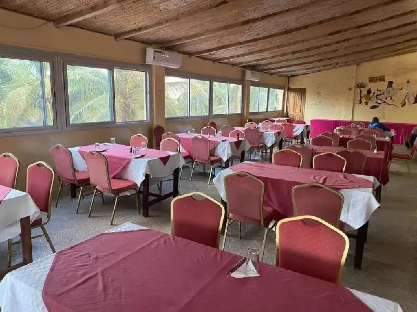 Le Calao du Lac Rose