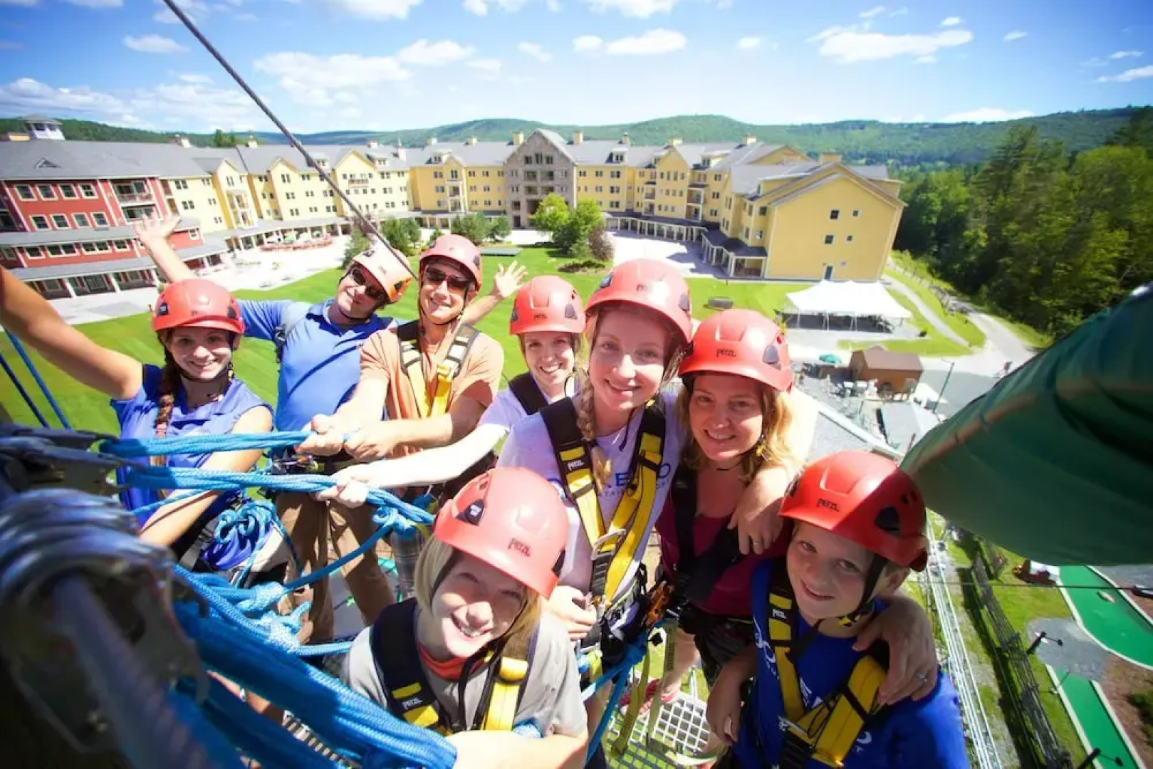 2br With High Ceilings & Private Sauna In Kettle Brook-okemo 2 Bedroom Condo