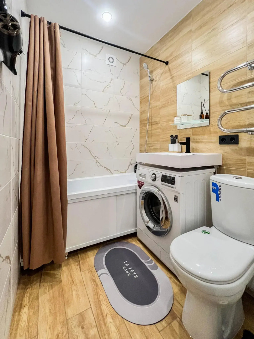 Апартаменты на улице Виля Липатова 13