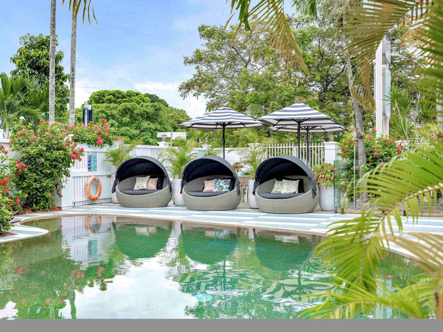 Mercure Cairns