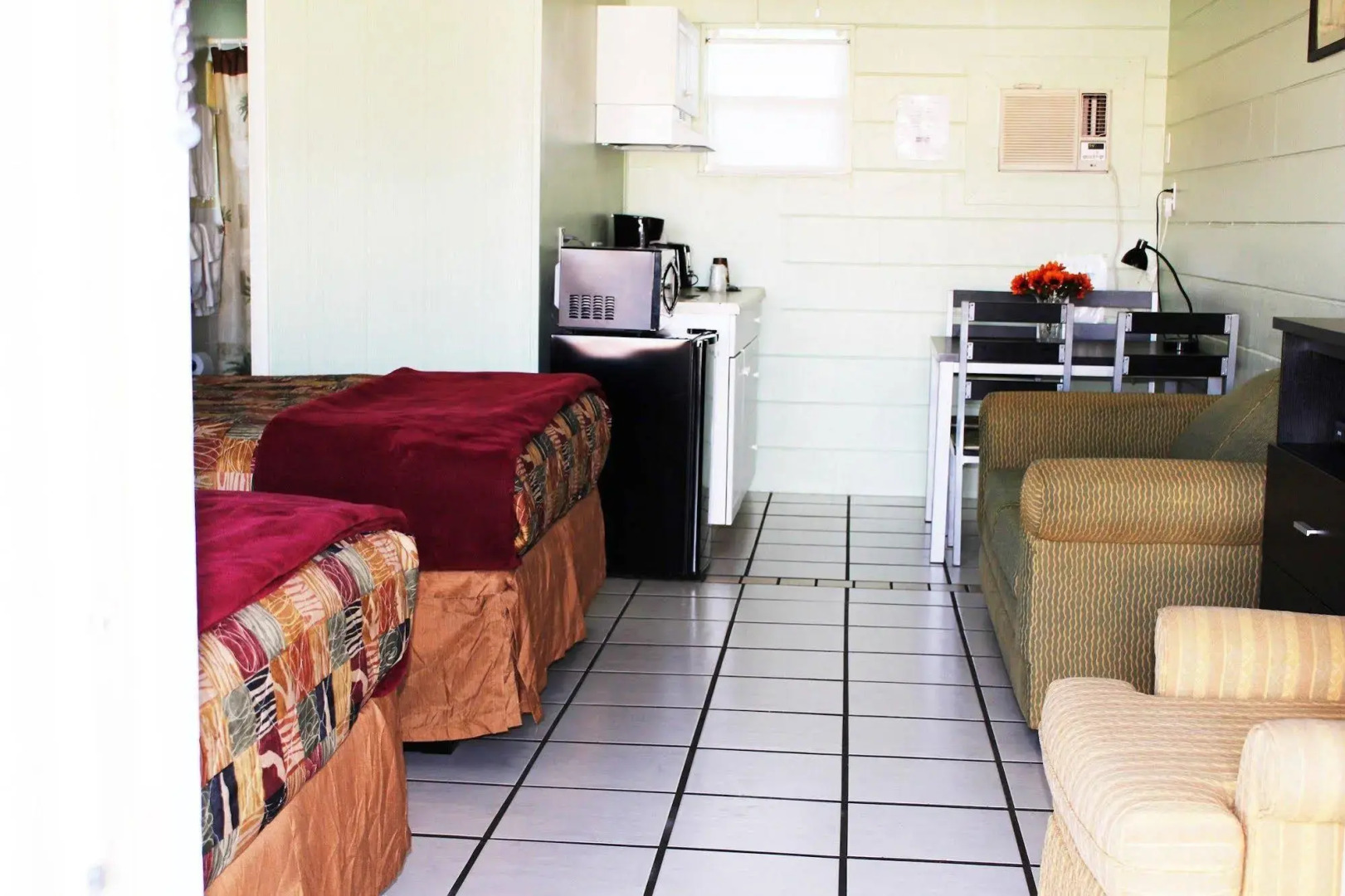 Sunshine Inn & Suites Venice, FL