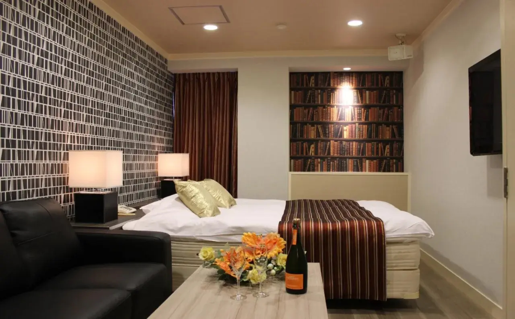 HOTEL U's Kouroen – Adults Only