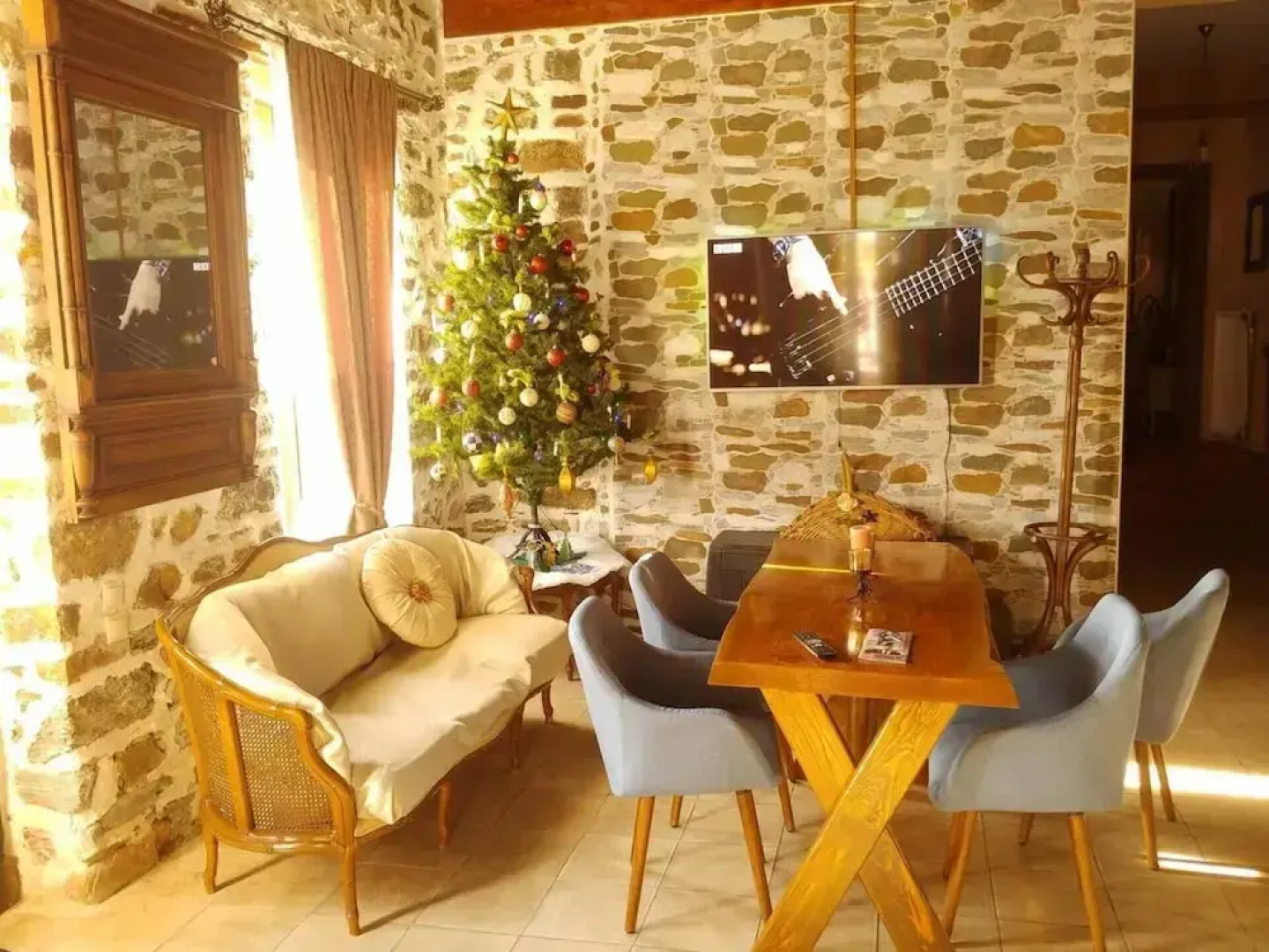 Villa in Malaki in Sea With Playground