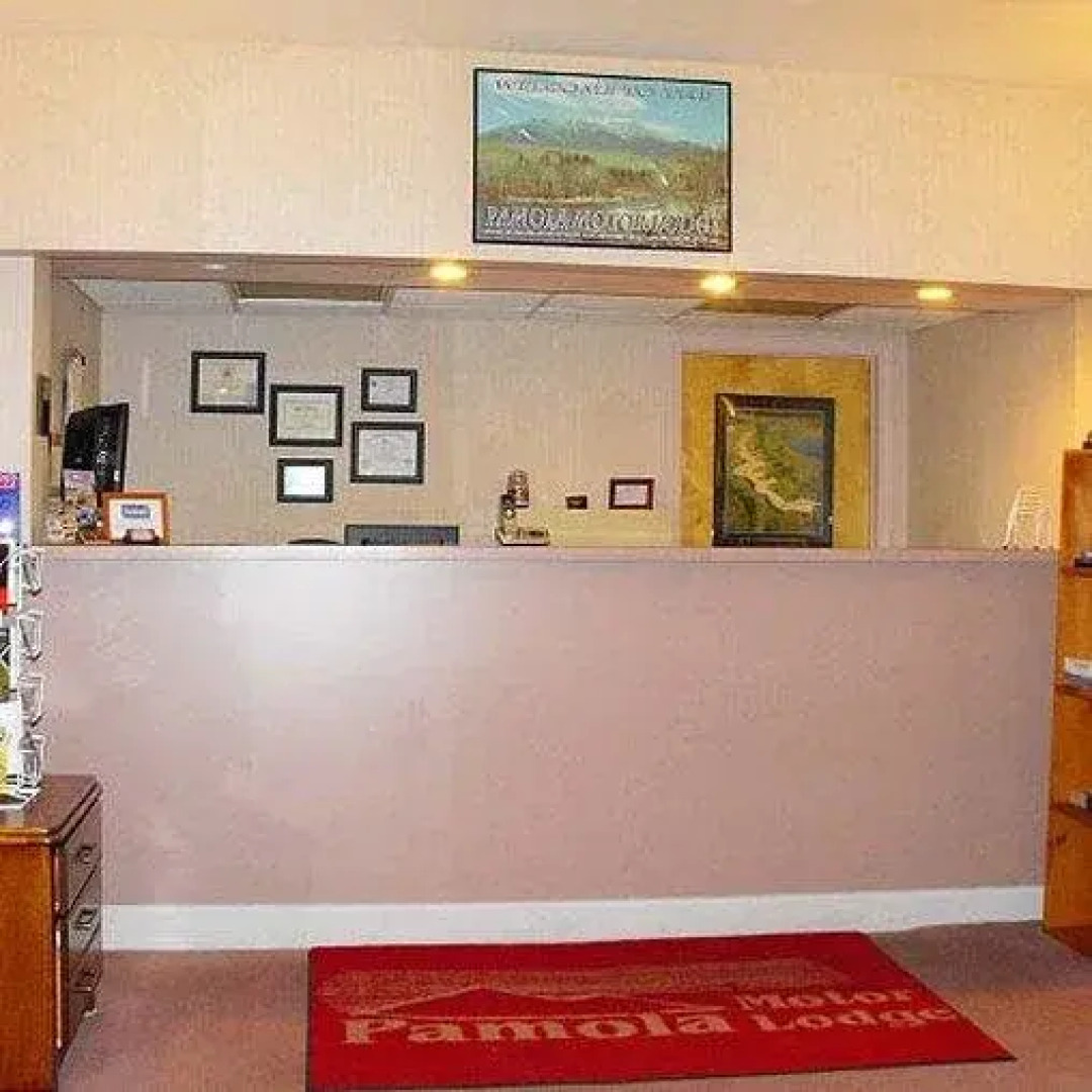 Pamola Motor Lodge