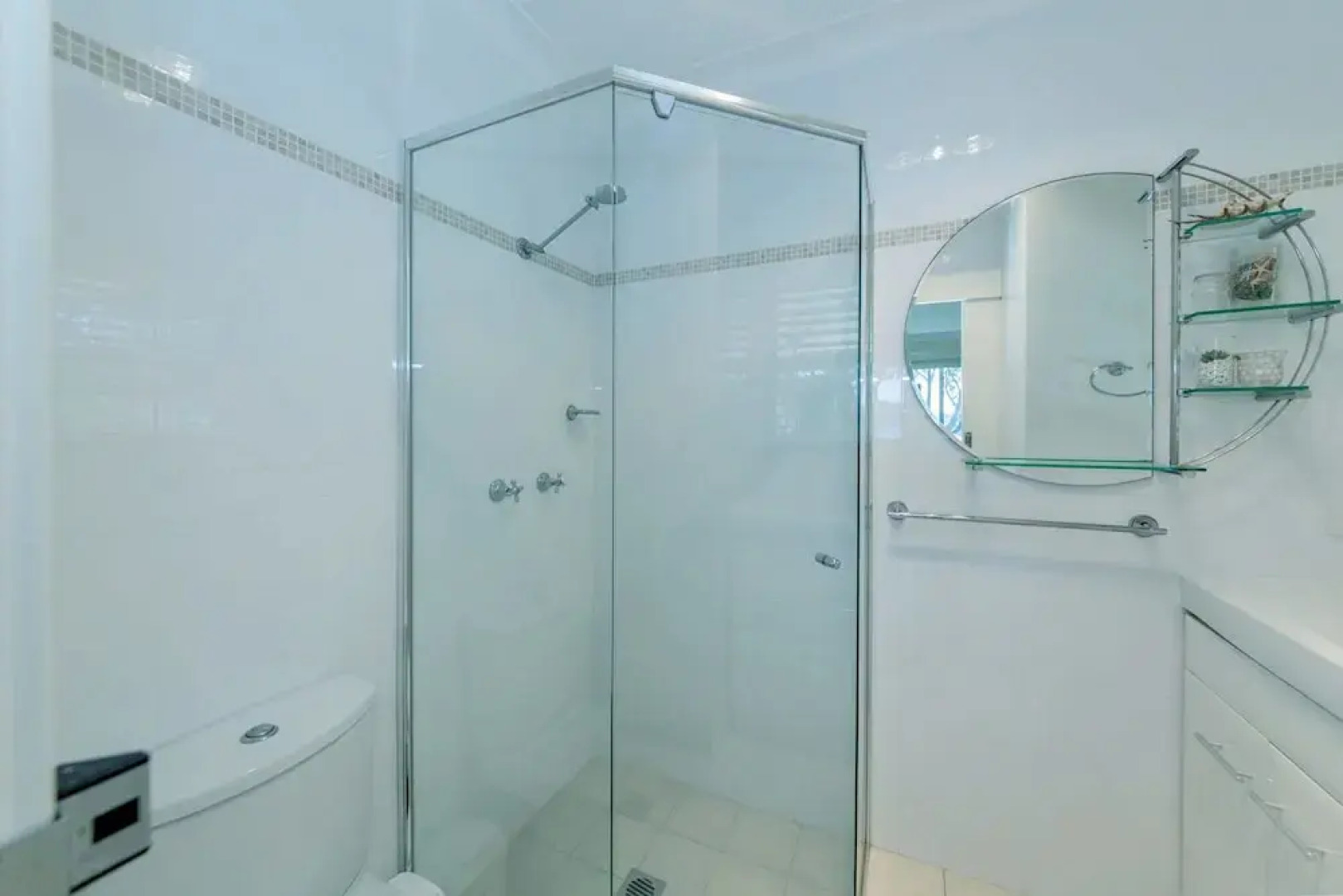 Kooringal, Unit 5/105 Soldiers Point Road